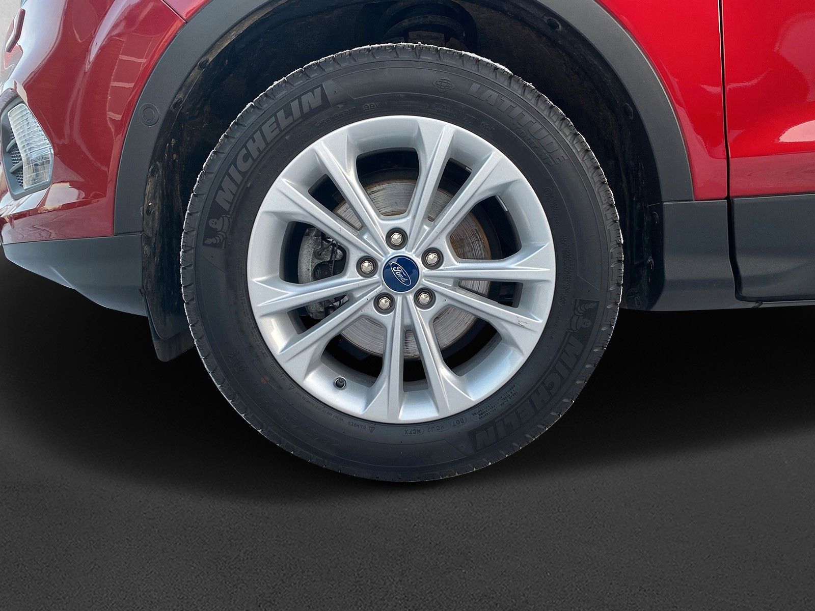 Fahrzeugabbildung Ford Kuga Titanium 2x4