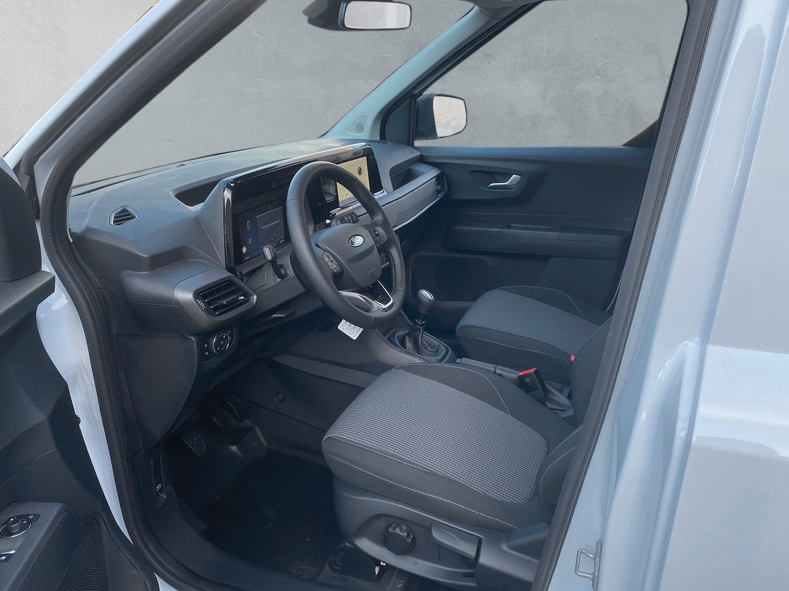 Fahrzeugabbildung Ford Transit Courier Trend