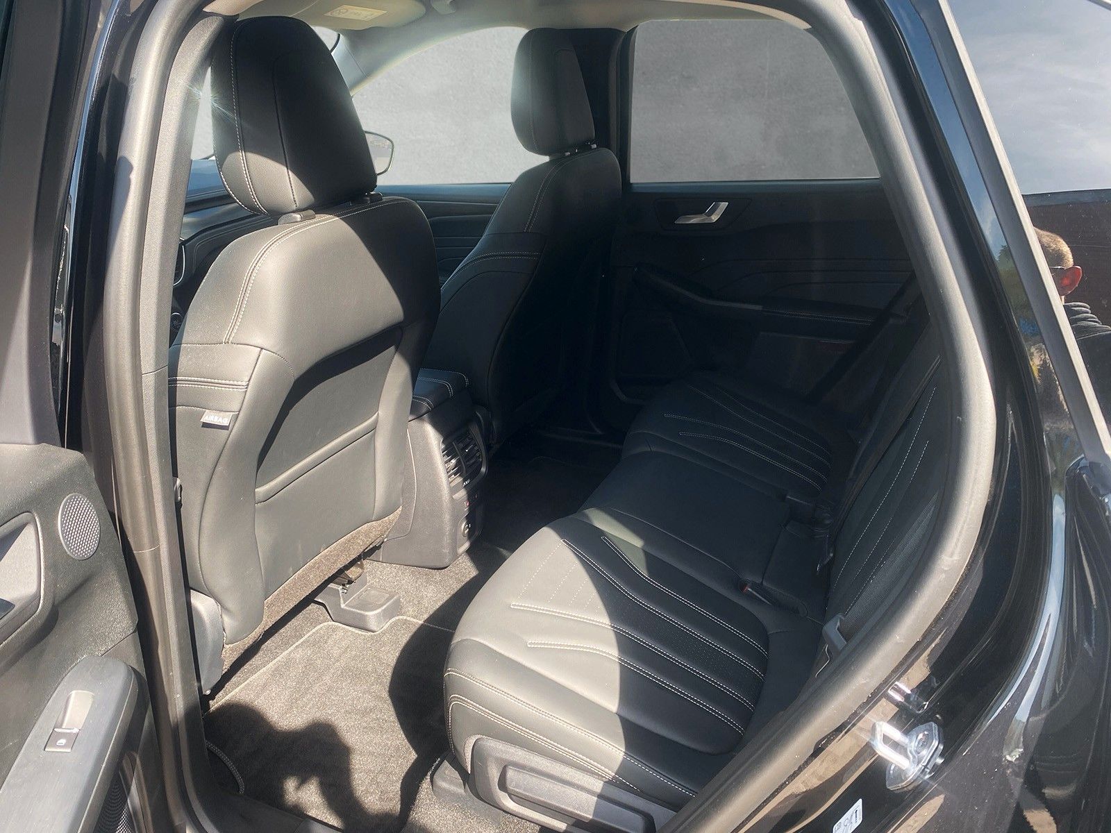 Fahrzeugabbildung Ford Kuga Plug-In Hybrid Vignale