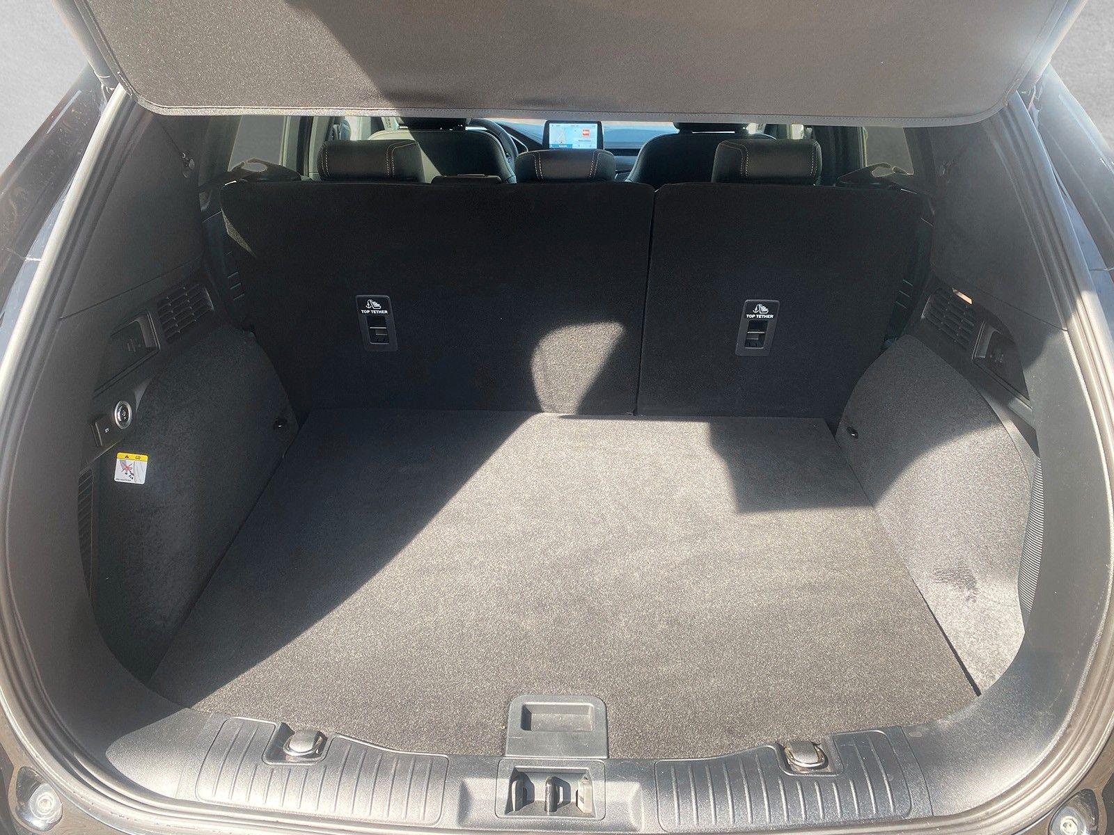 Fahrzeugabbildung Ford Kuga Plug-In Hybrid Vignale