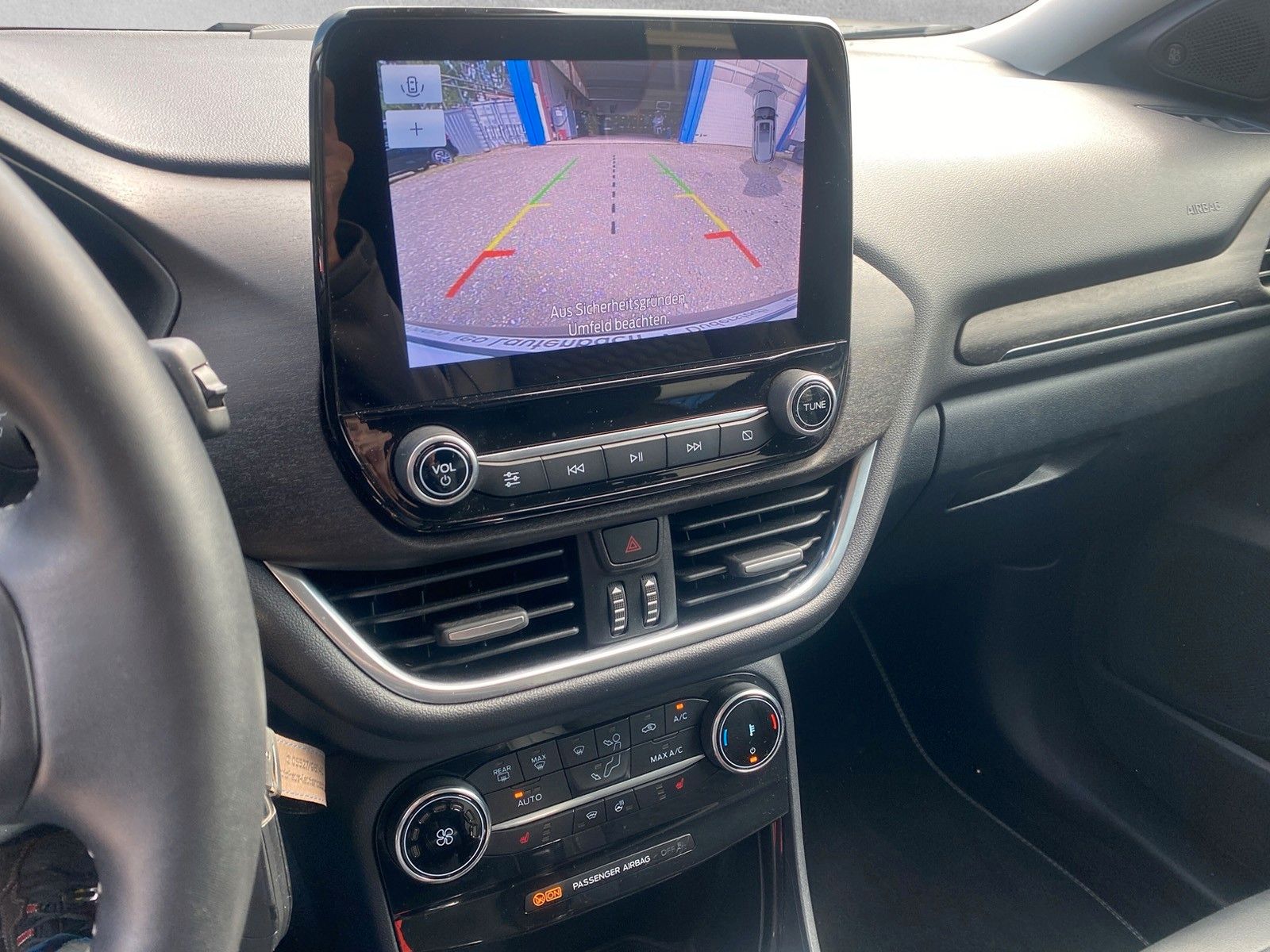 Fahrzeugabbildung Ford Puma Titanium X Automatik