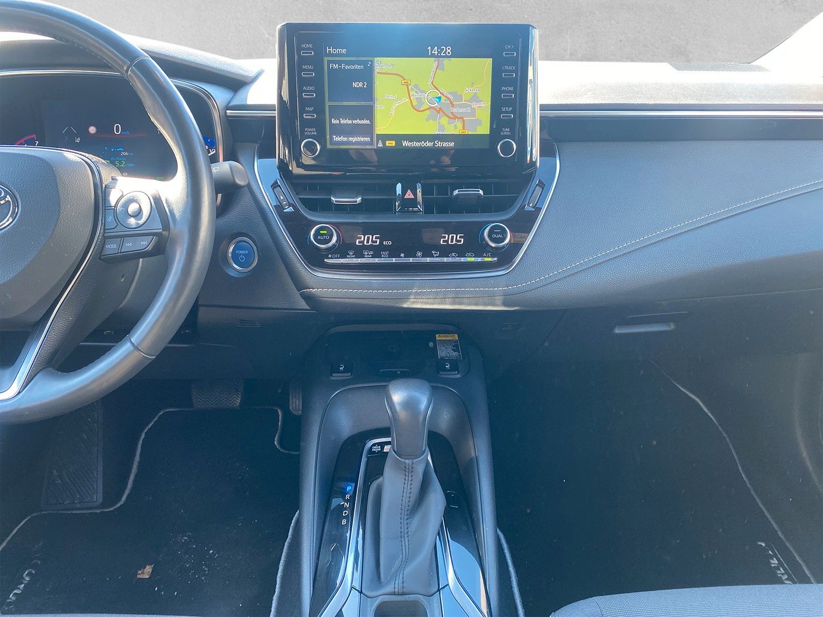 Fahrzeugabbildung Toyota Corolla Hybrid Club