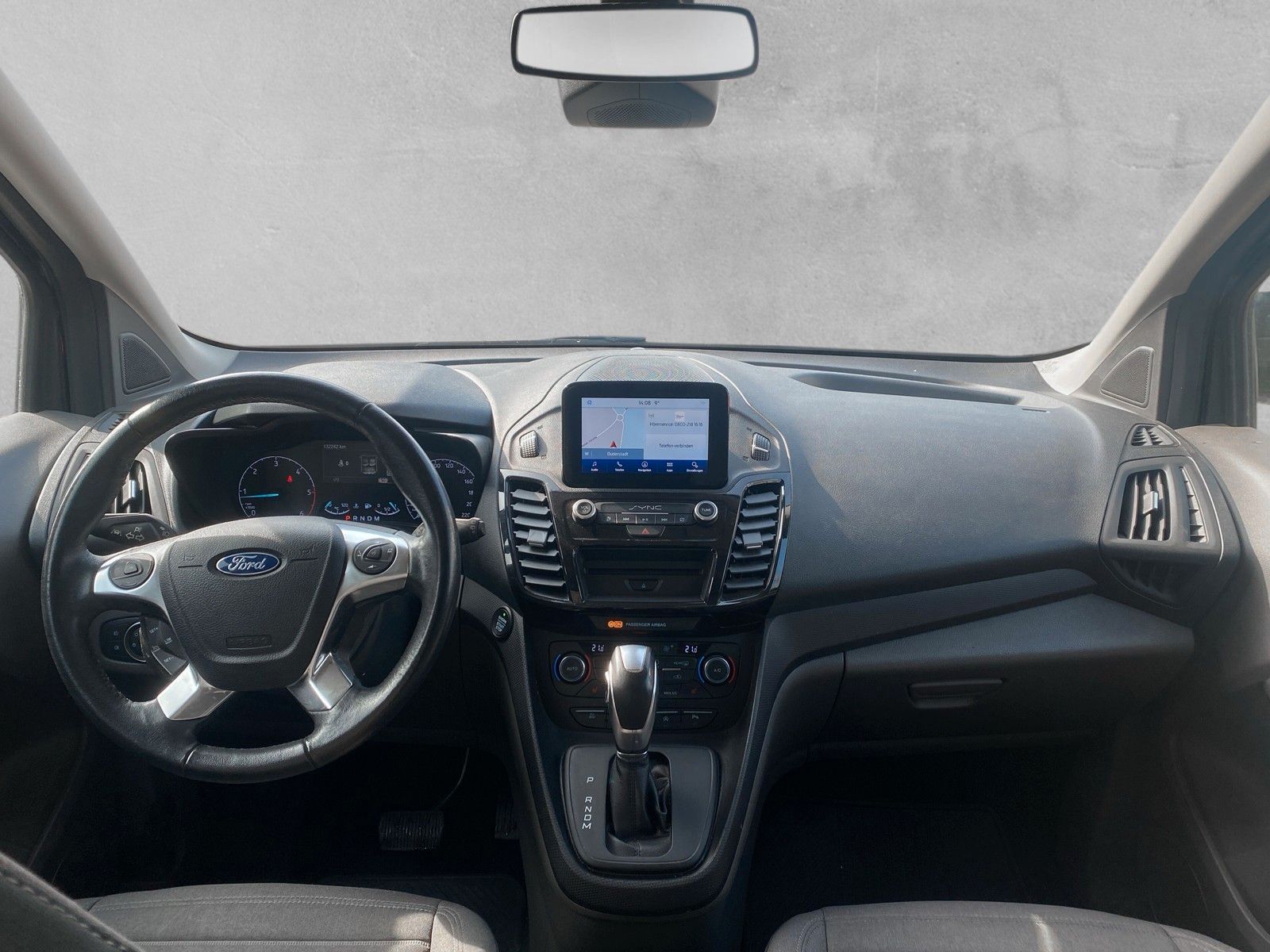 Fahrzeugabbildung Ford Grand Tourneo Connect Titanium