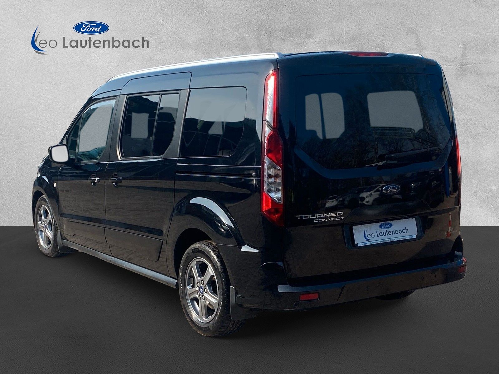 Fahrzeugabbildung Ford Grand Tourneo Connect Titanium
