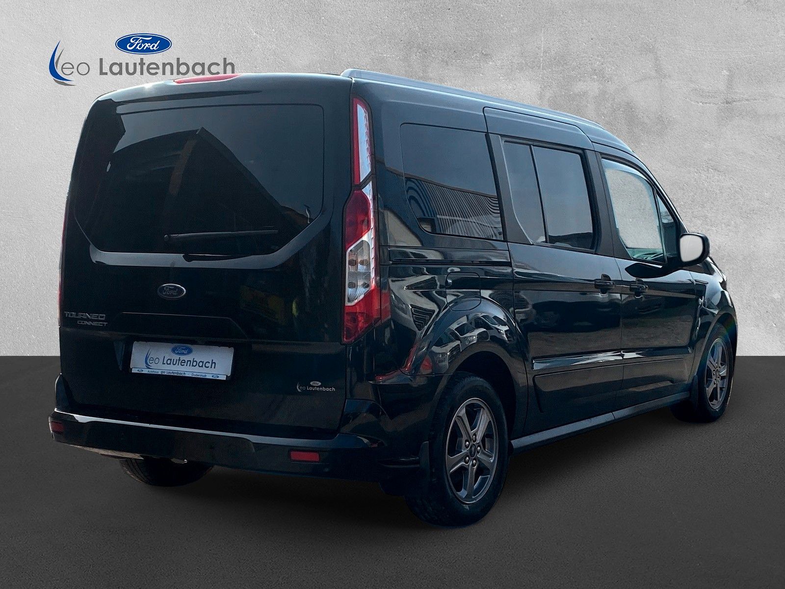 Fahrzeugabbildung Ford Grand Tourneo Connect Titanium