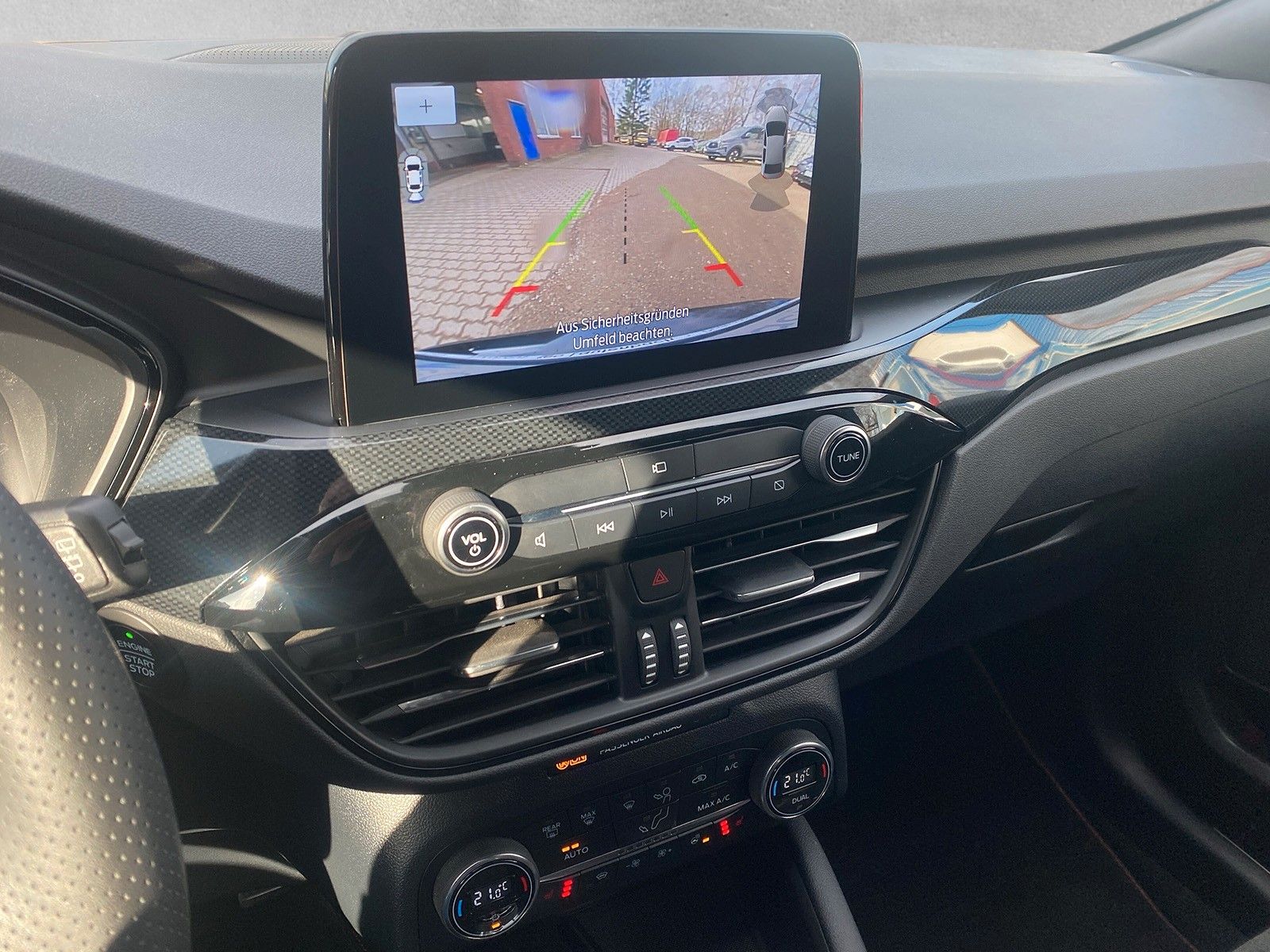 Fahrzeugabbildung Ford Kuga Hybrid ST-Line X