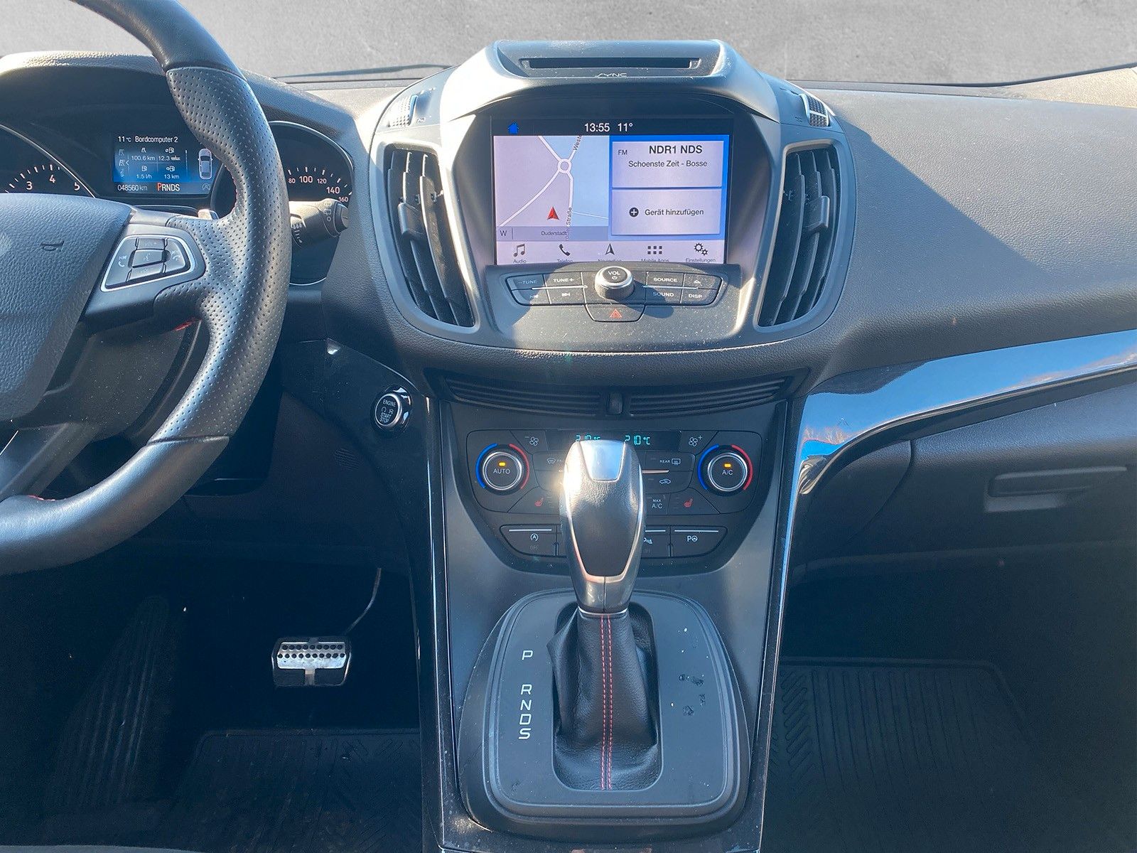 Fahrzeugabbildung Ford Kuga ST-Line 2x4