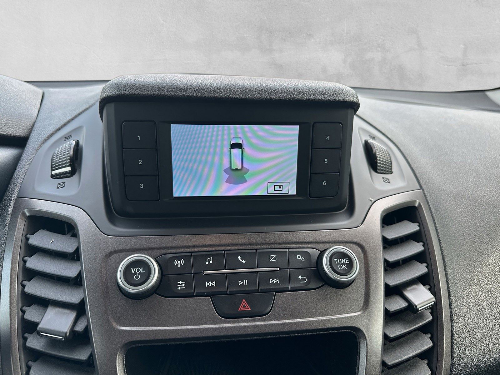 Fahrzeugabbildung Ford Transit Connect Kasten Trend Automatik