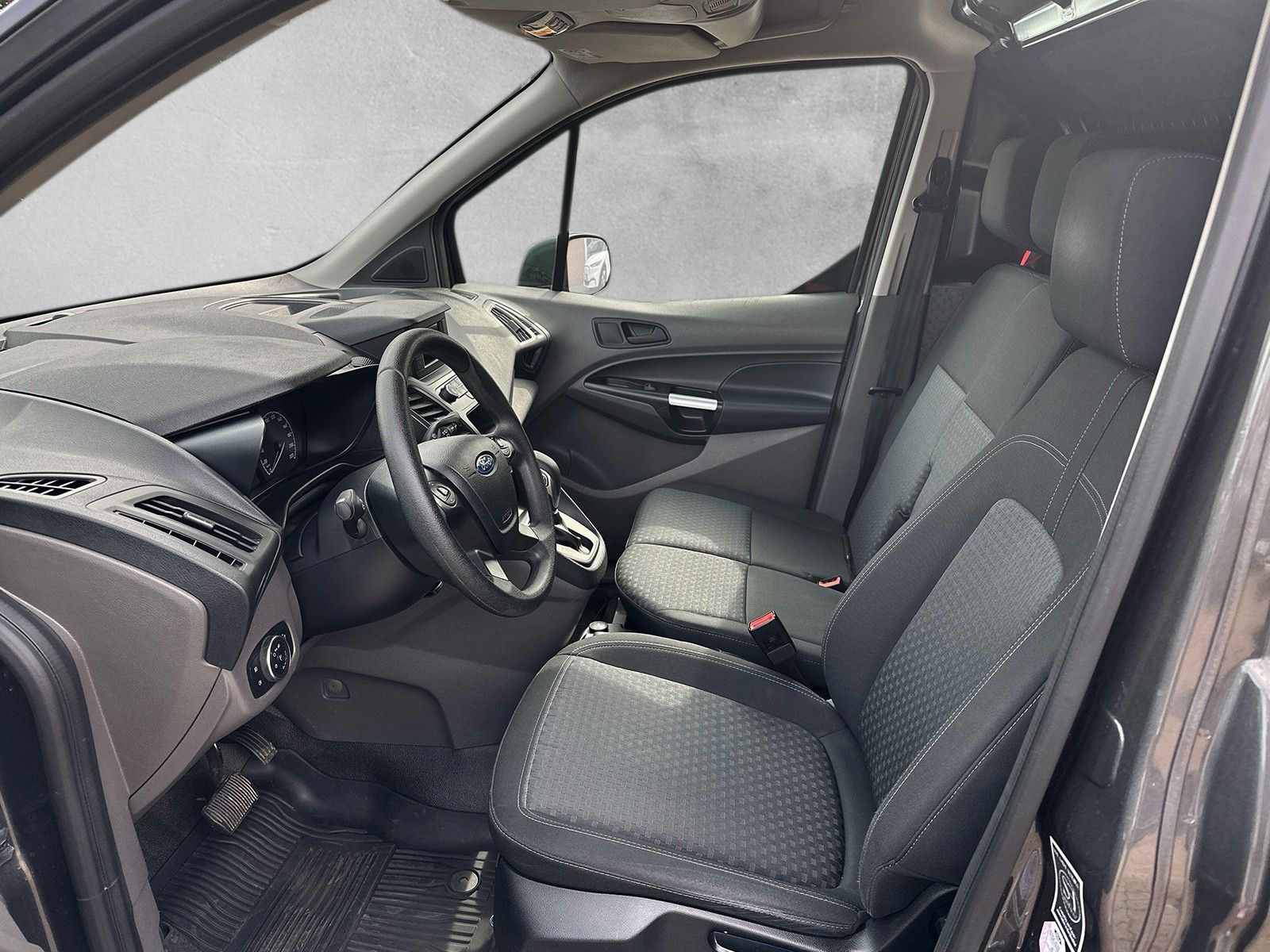 Fahrzeugabbildung Ford Transit Connect Kasten Trend Automatik