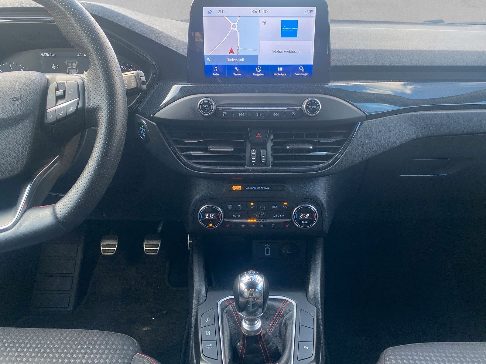 Fahrzeugabbildung Ford Focus Lim. ST-Line