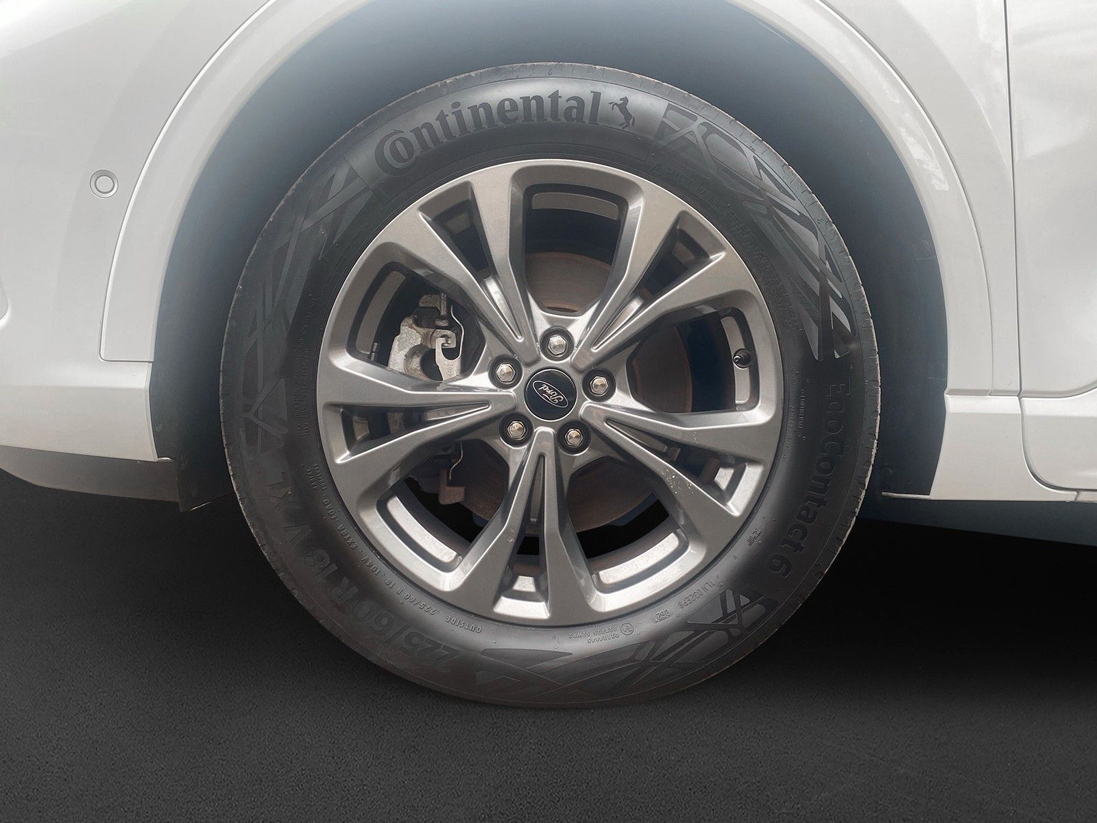 Fahrzeugabbildung Ford Kuga Plug-In Hybrid ST-Line