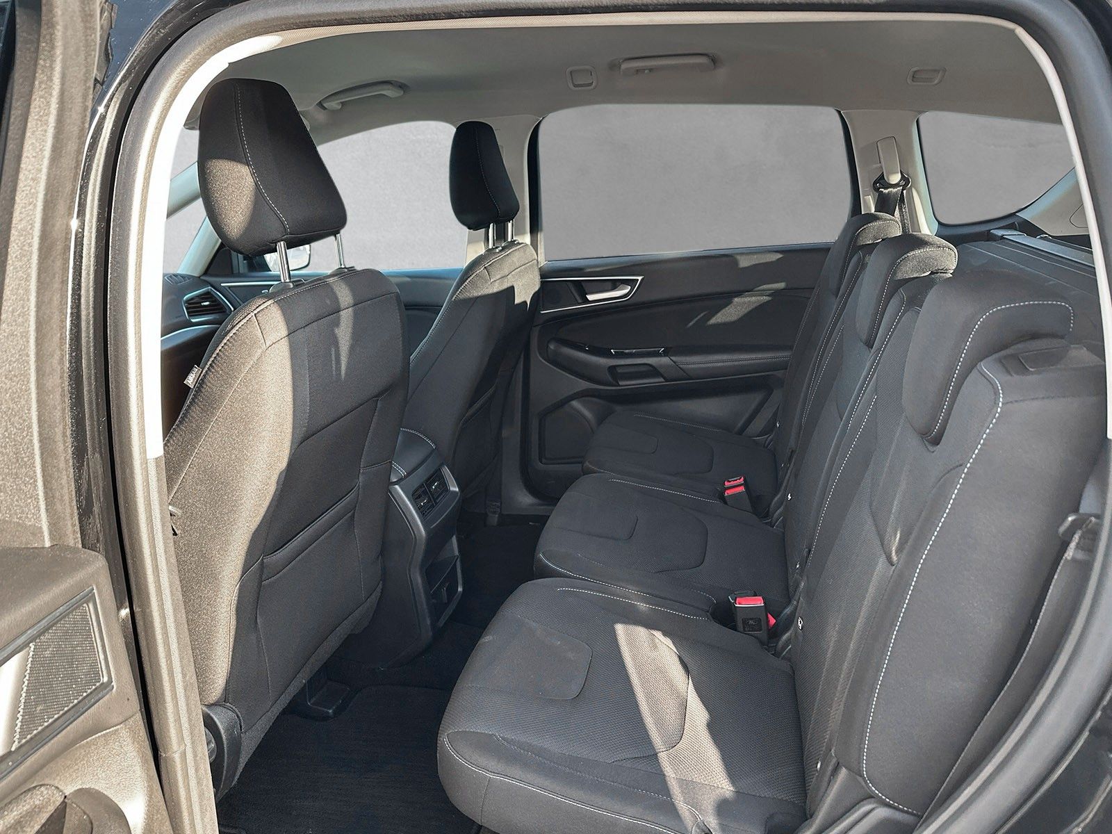 Fahrzeugabbildung Ford S-Max S-MAX Titanium