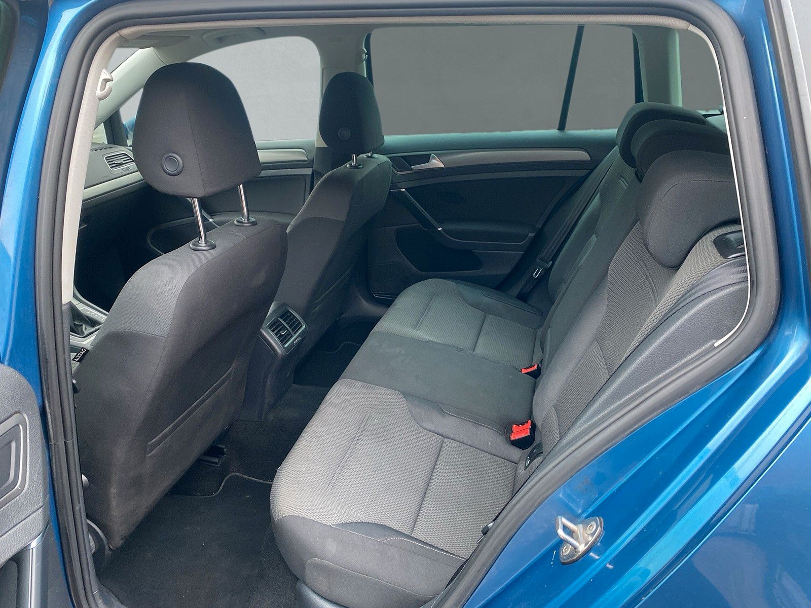 Fahrzeugabbildung Volkswagen Golf VII Variant Comfortline