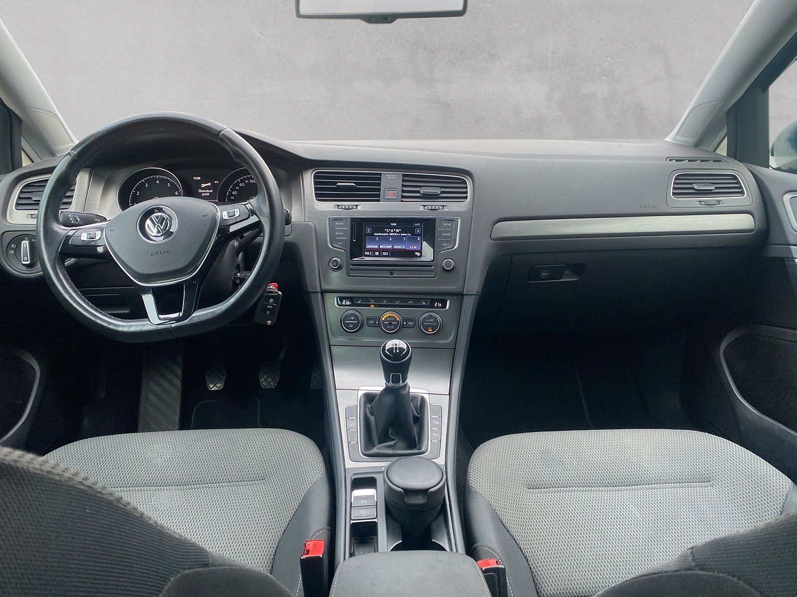 Fahrzeugabbildung Volkswagen Golf VII Variant Comfortline