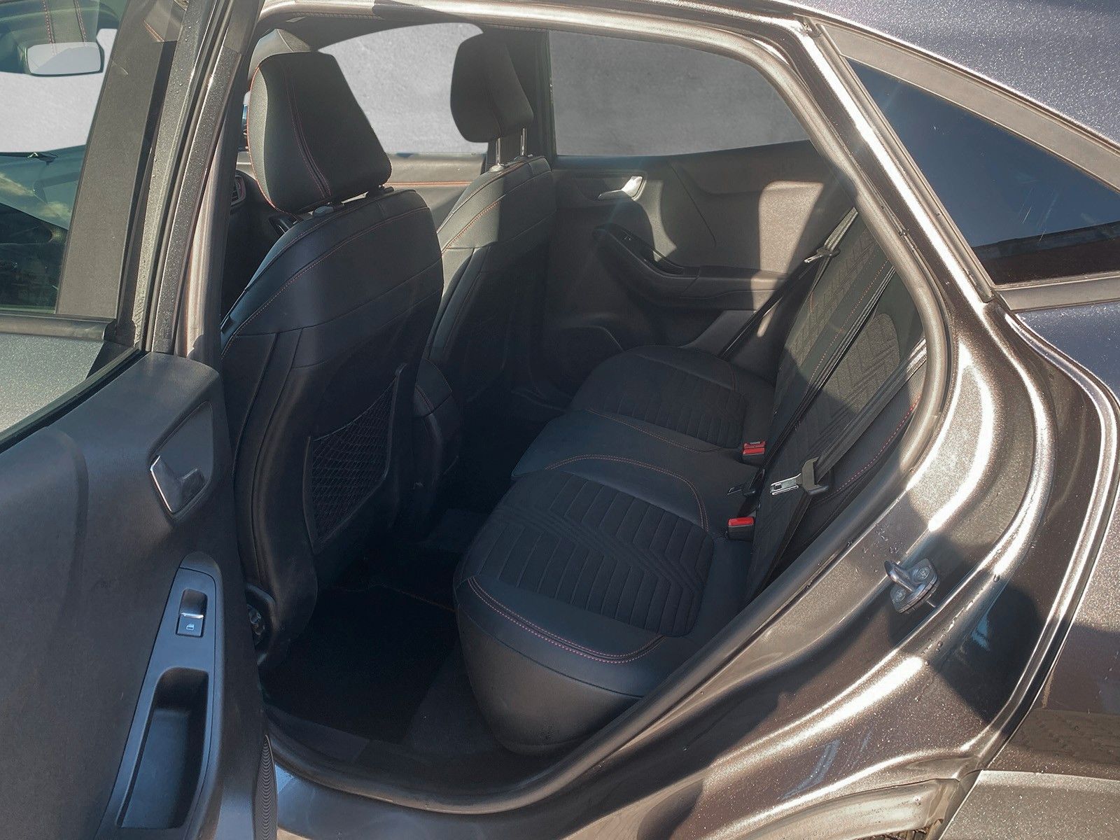 Fahrzeugabbildung Ford Puma ST-Line X