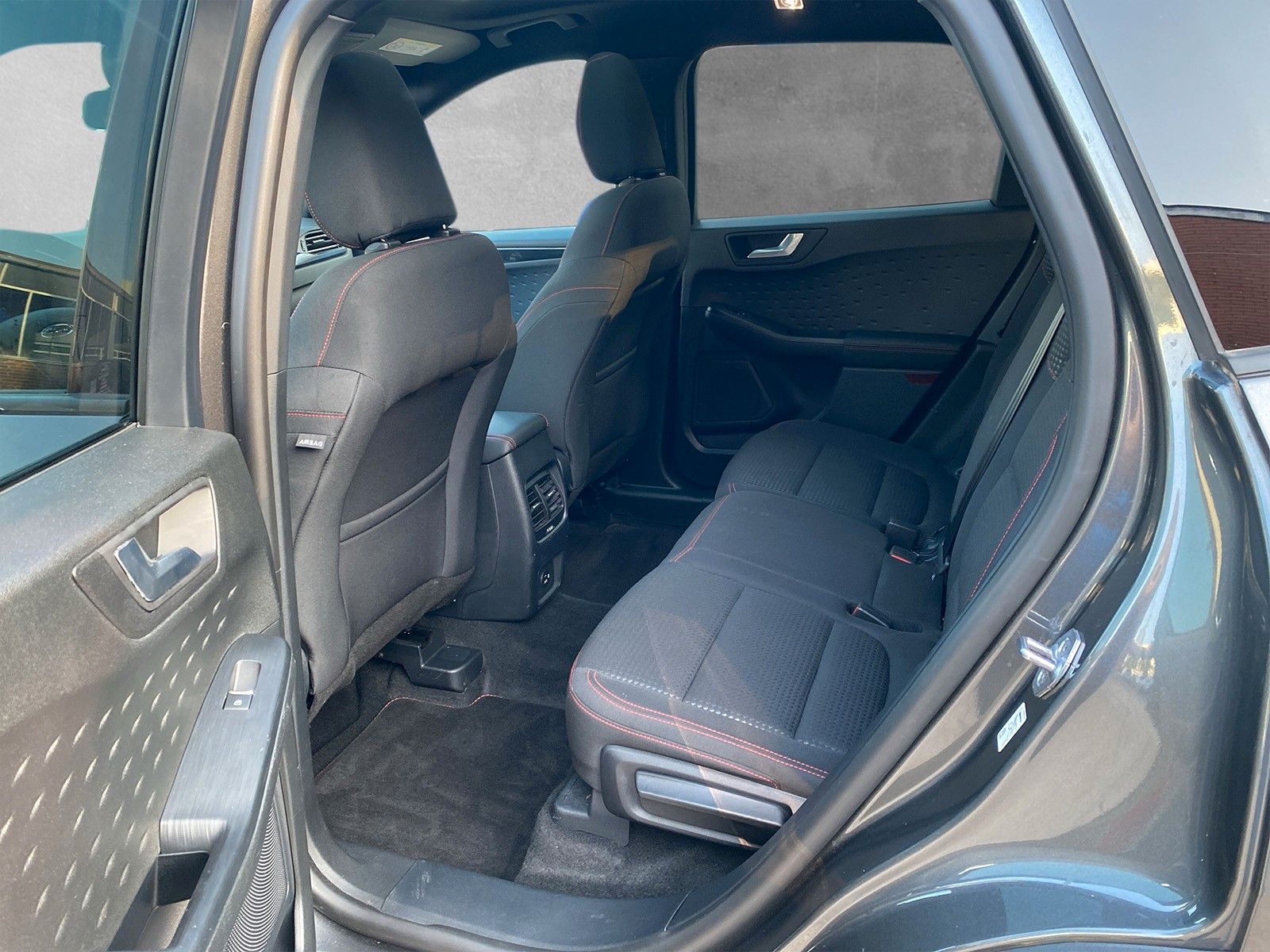 Fahrzeugabbildung Ford Kuga ST-Line