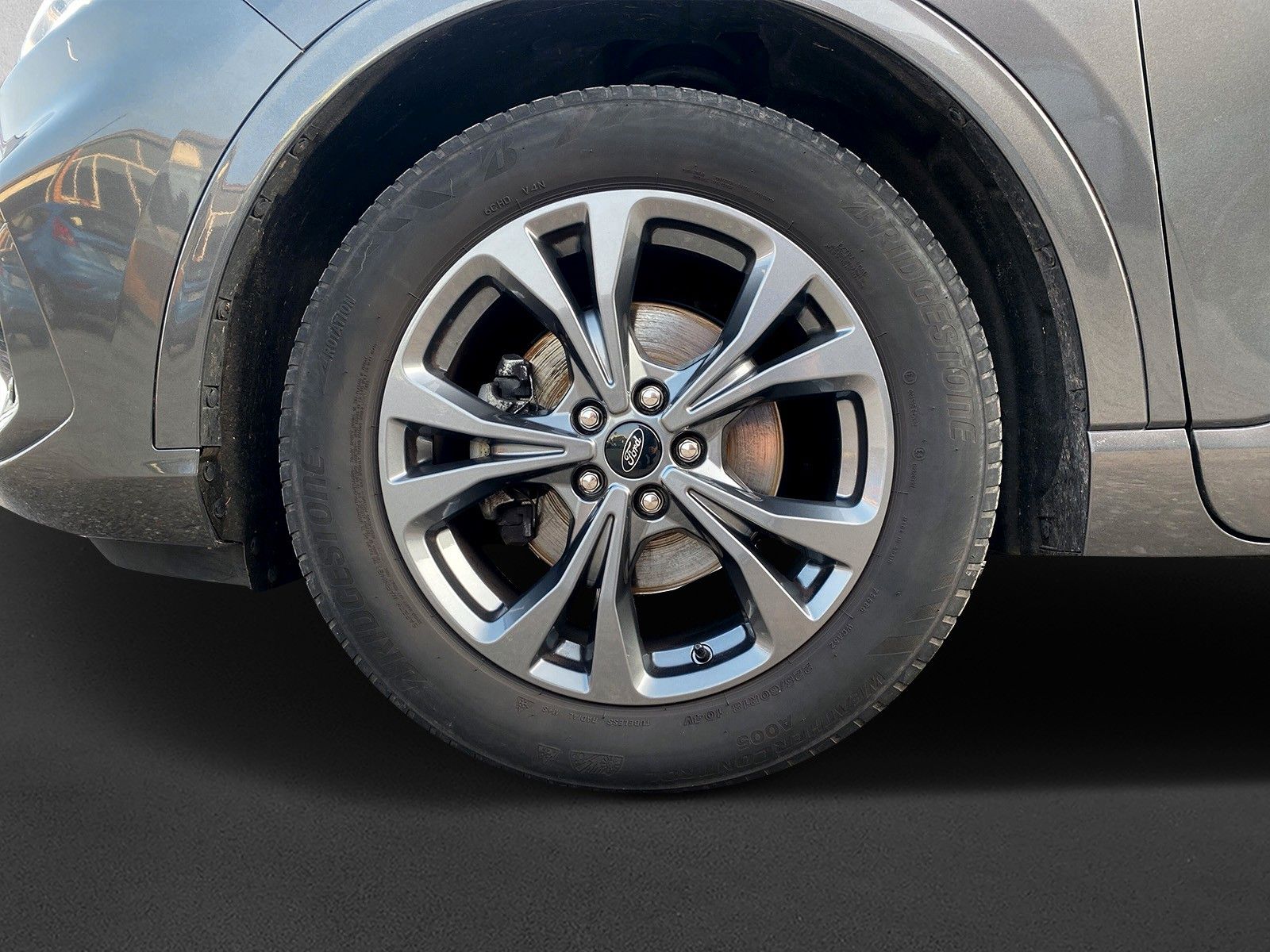 Fahrzeugabbildung Ford Kuga ST-Line