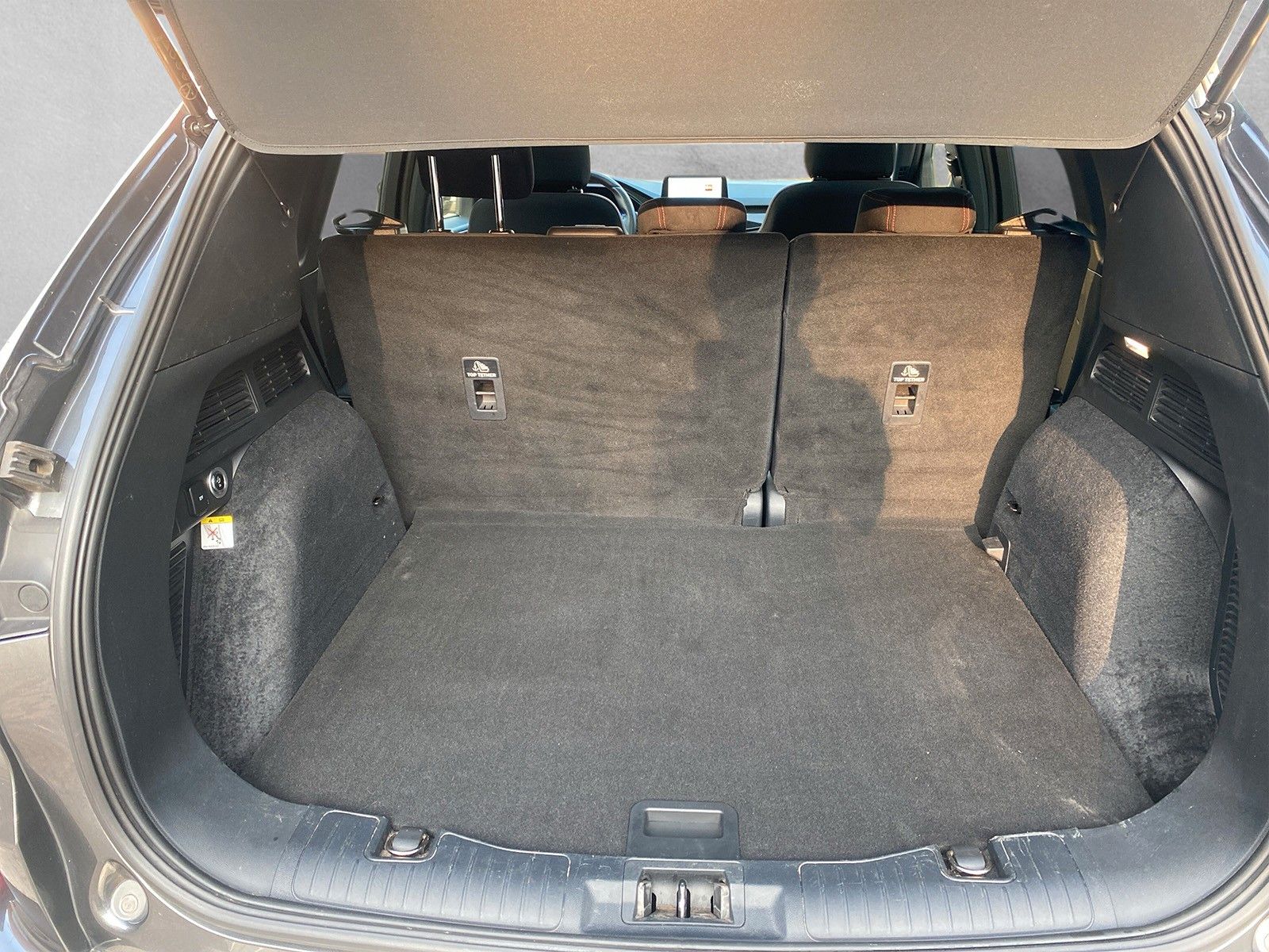 Fahrzeugabbildung Ford Kuga ST-Line
