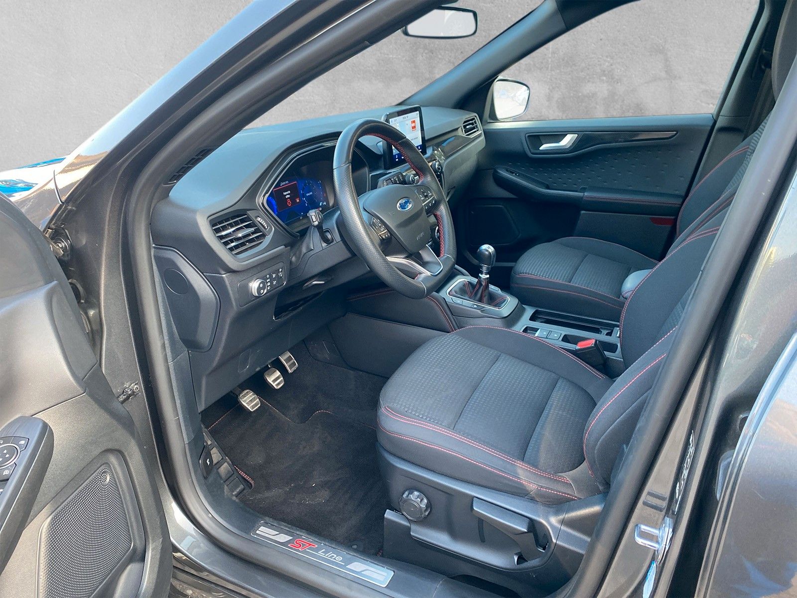 Fahrzeugabbildung Ford Kuga ST-Line