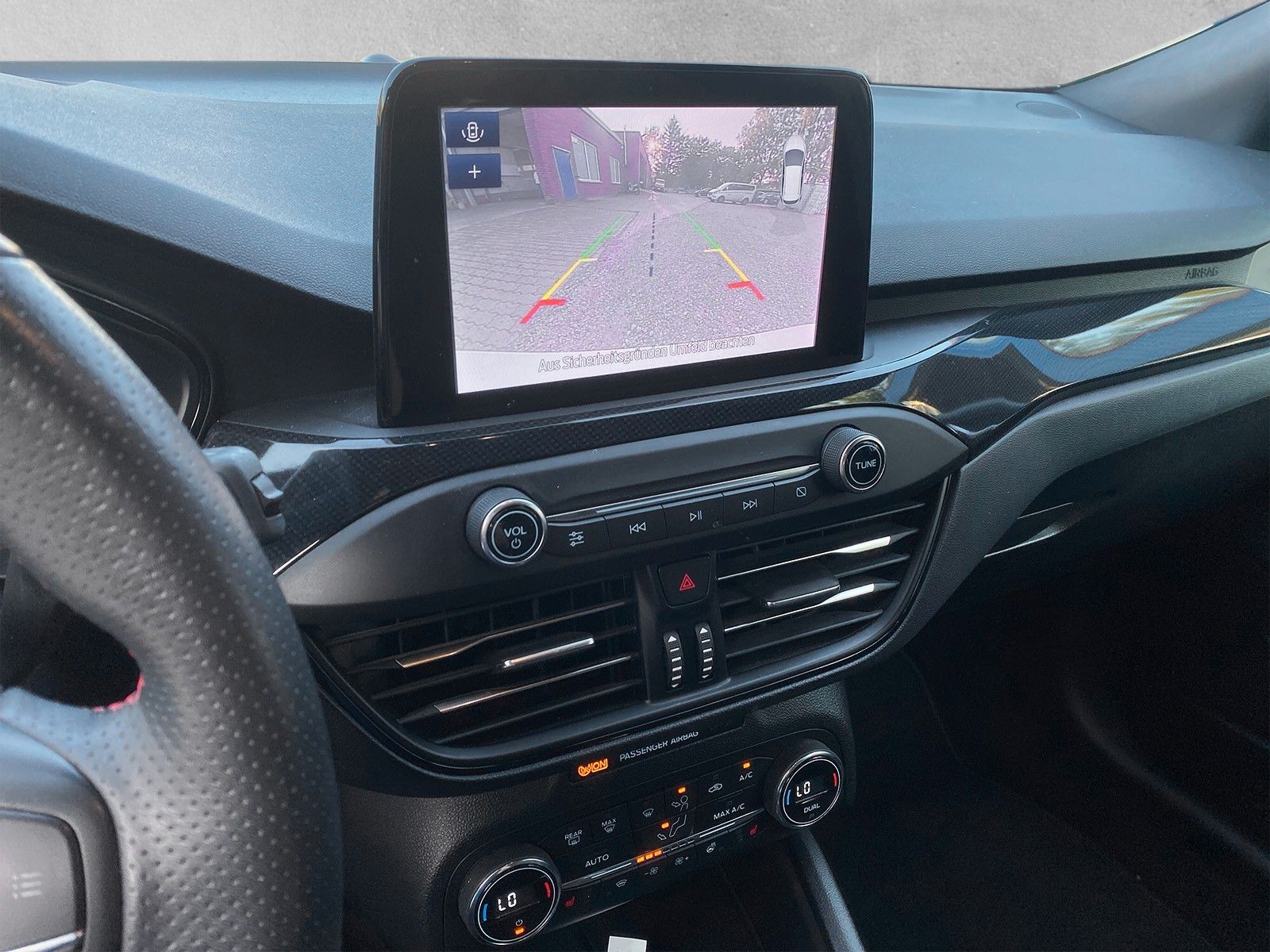 Fahrzeugabbildung Ford Focus Turnier ST-Line