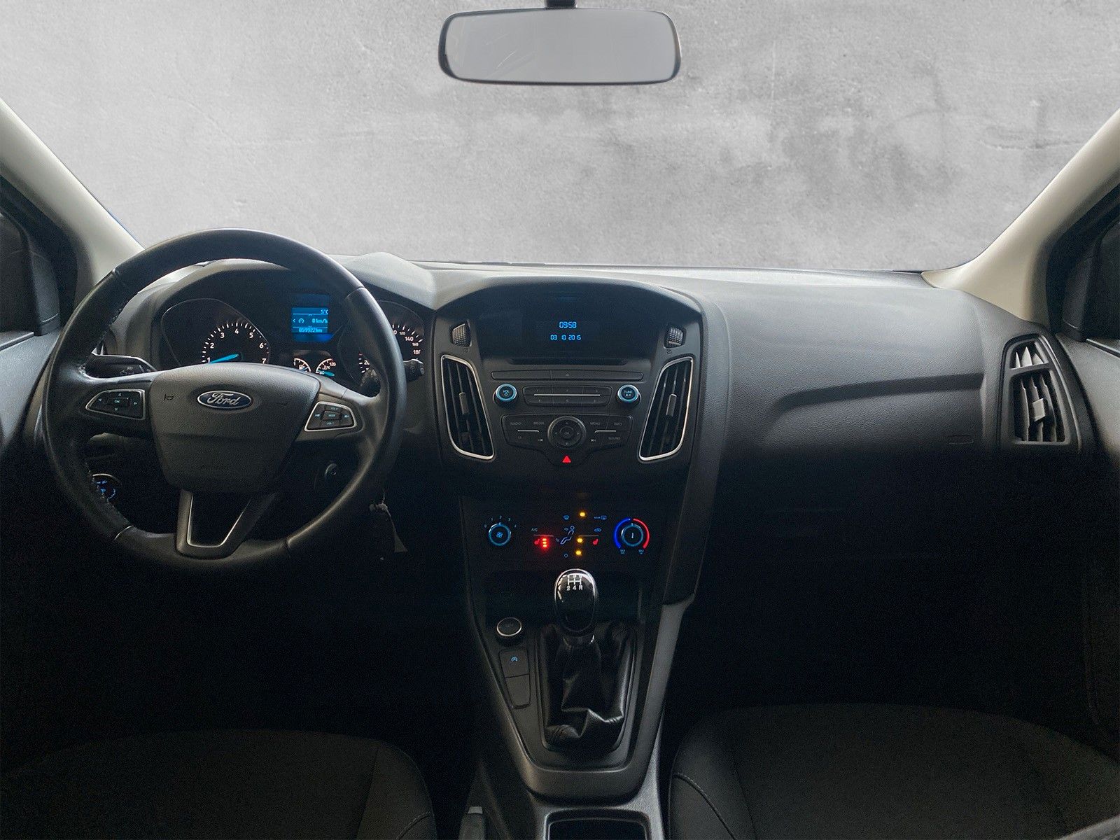 Fahrzeugabbildung Ford Focus Lim. Trend