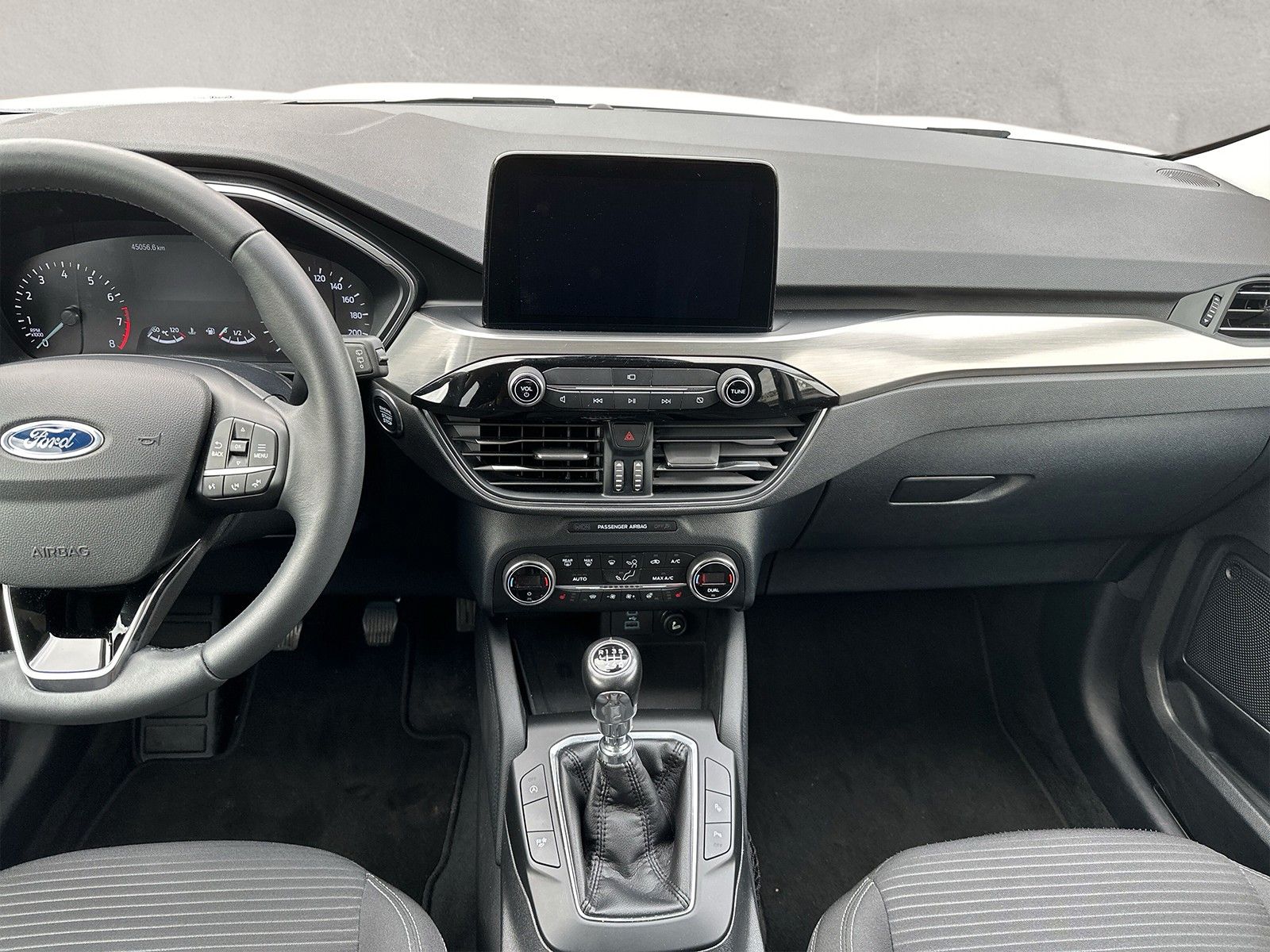 Fahrzeugabbildung Ford Kuga Titanium 2x4