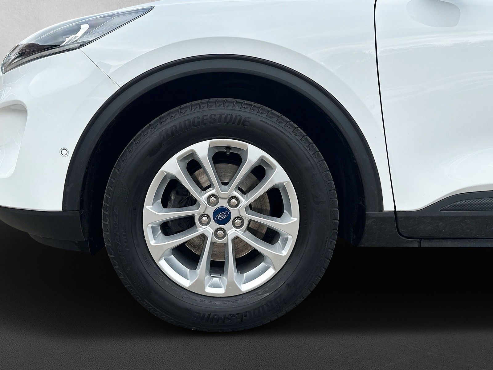 Fahrzeugabbildung Ford Kuga Titanium 2x4