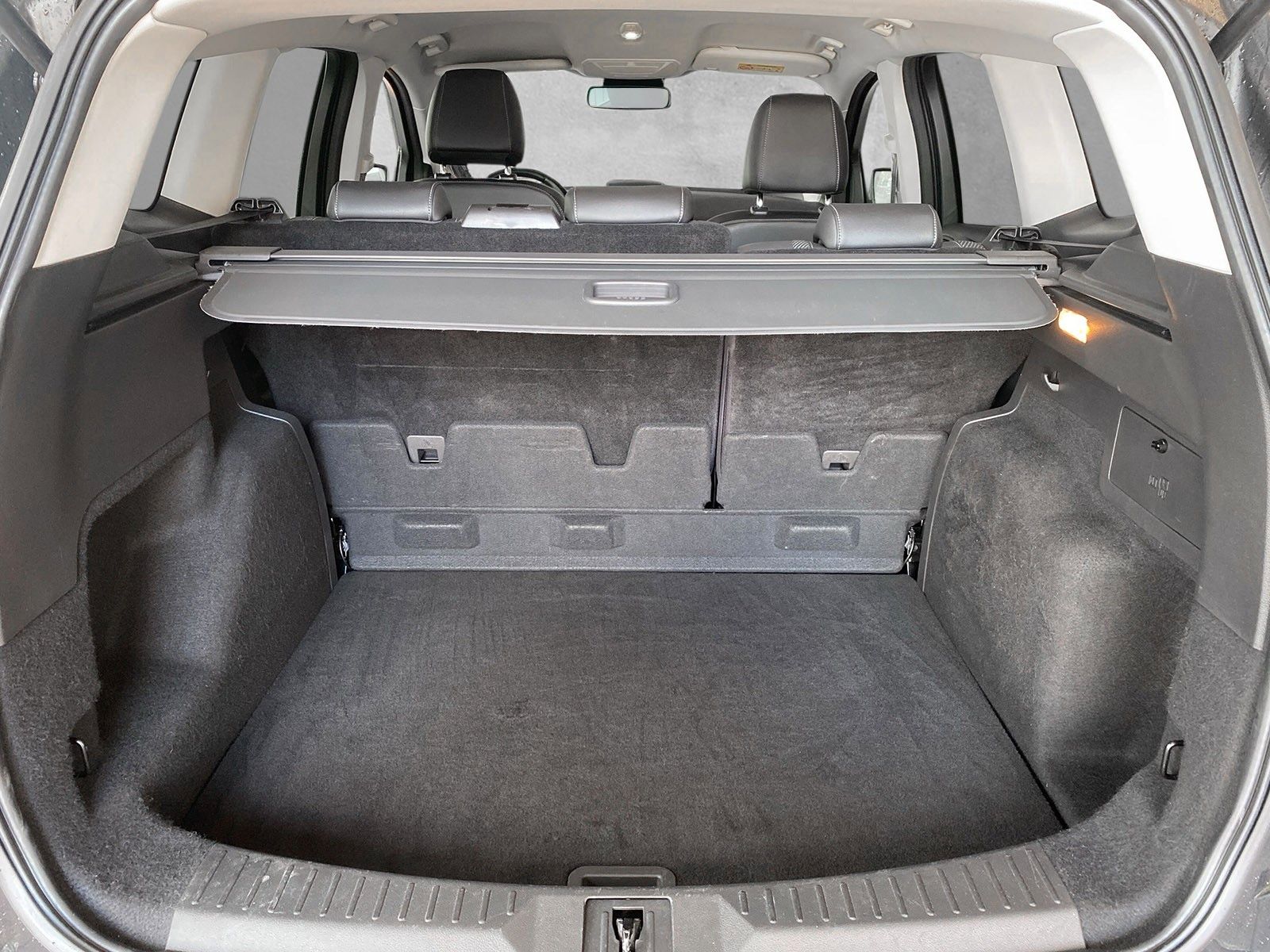 Fahrzeugabbildung Ford Kuga Titanium