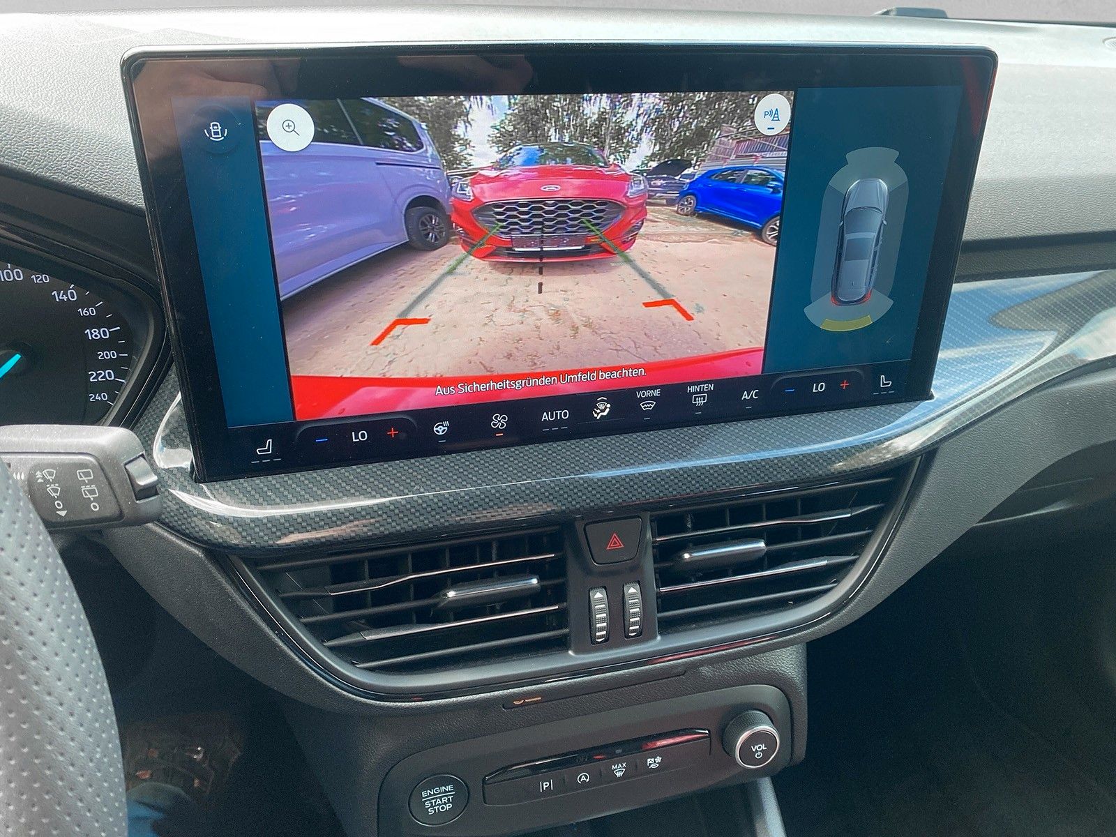 Fahrzeugabbildung Ford Focus Turnier ST-Line