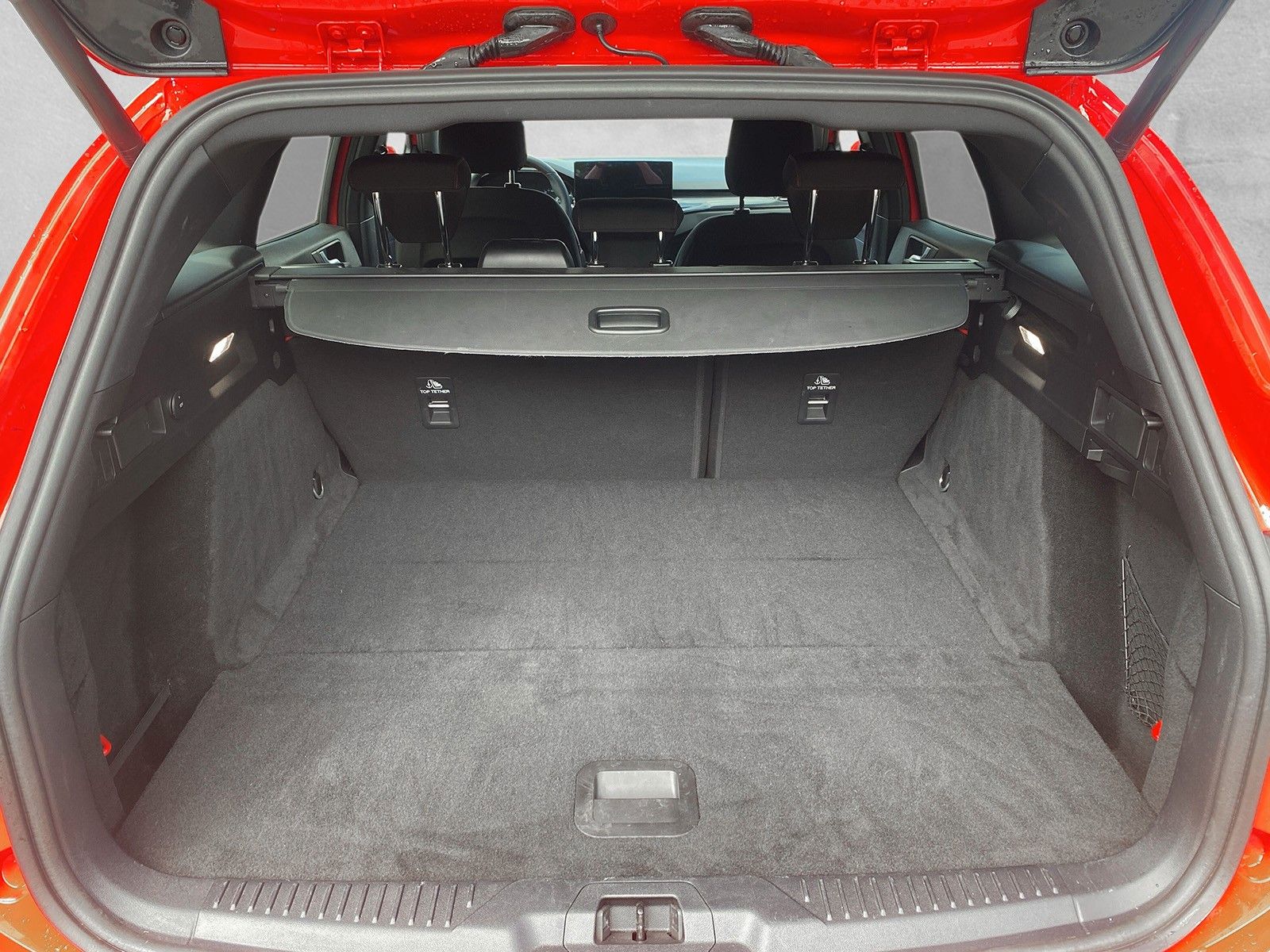 Fahrzeugabbildung Ford Focus Turnier ST-Line