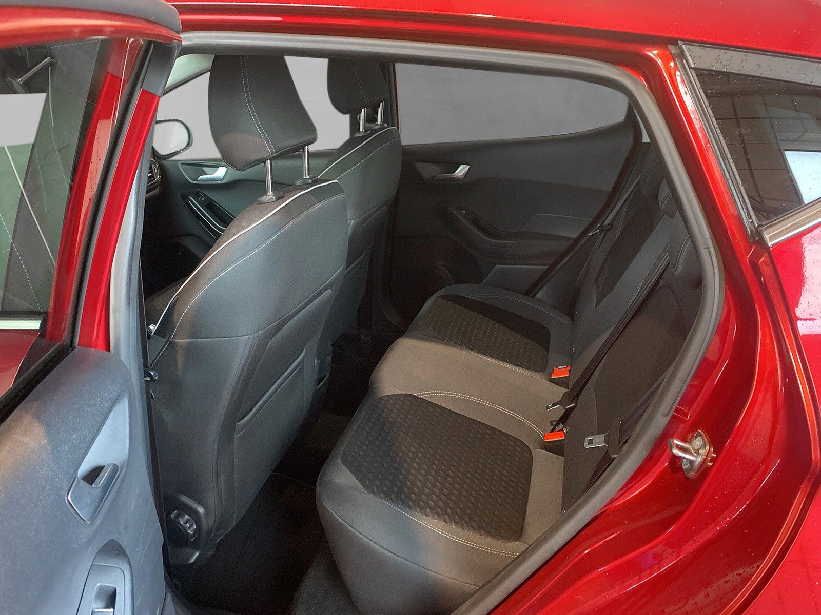 Fahrzeugabbildung Ford Fiesta Titanium