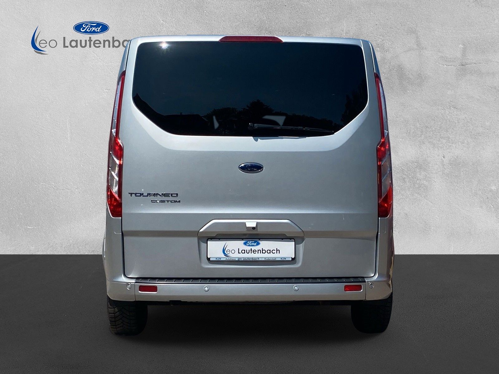 Fahrzeugabbildung Ford Tourneo Custom Sport L1