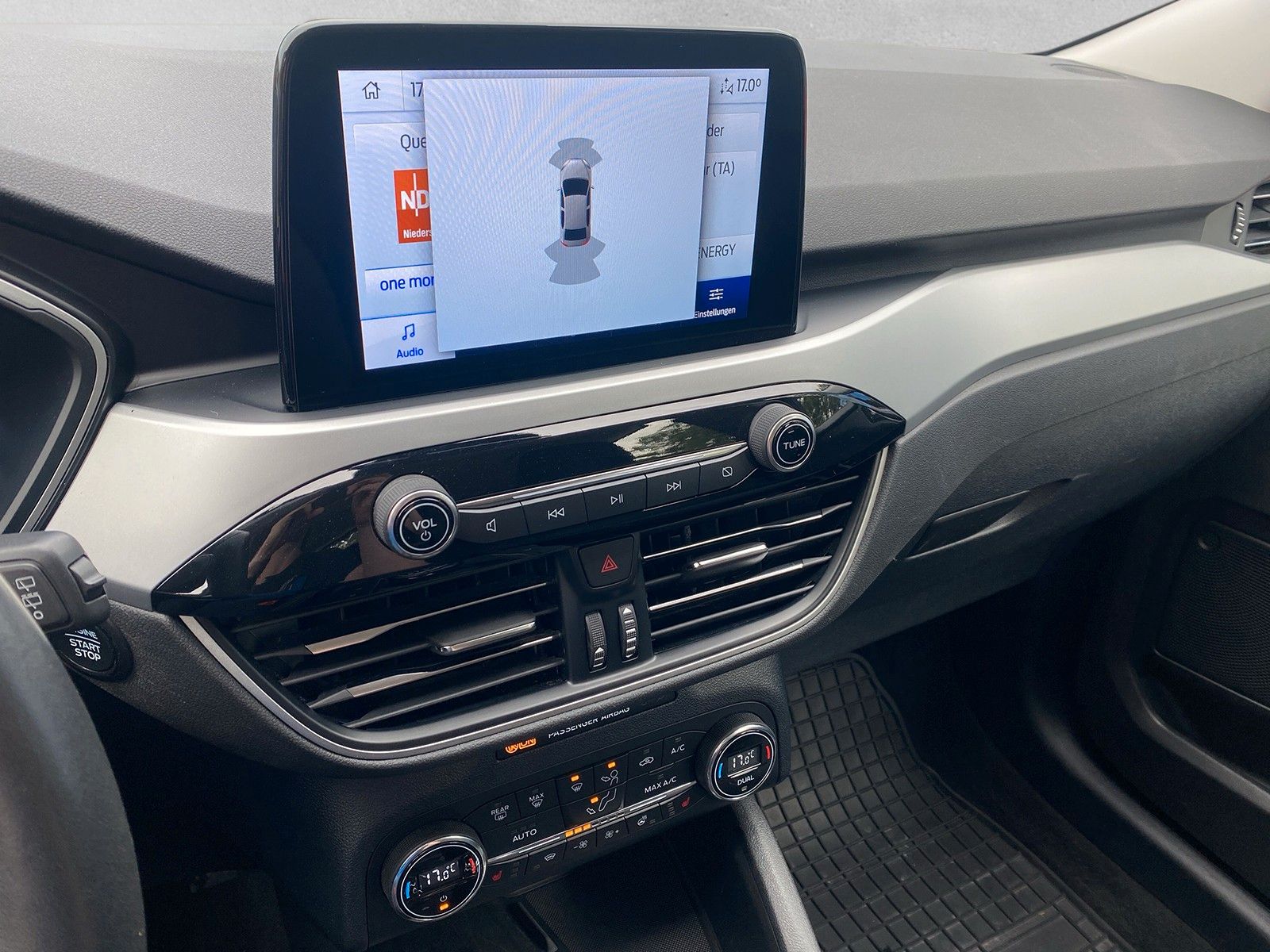 Fahrzeugabbildung Ford Kuga Cool & Connect
