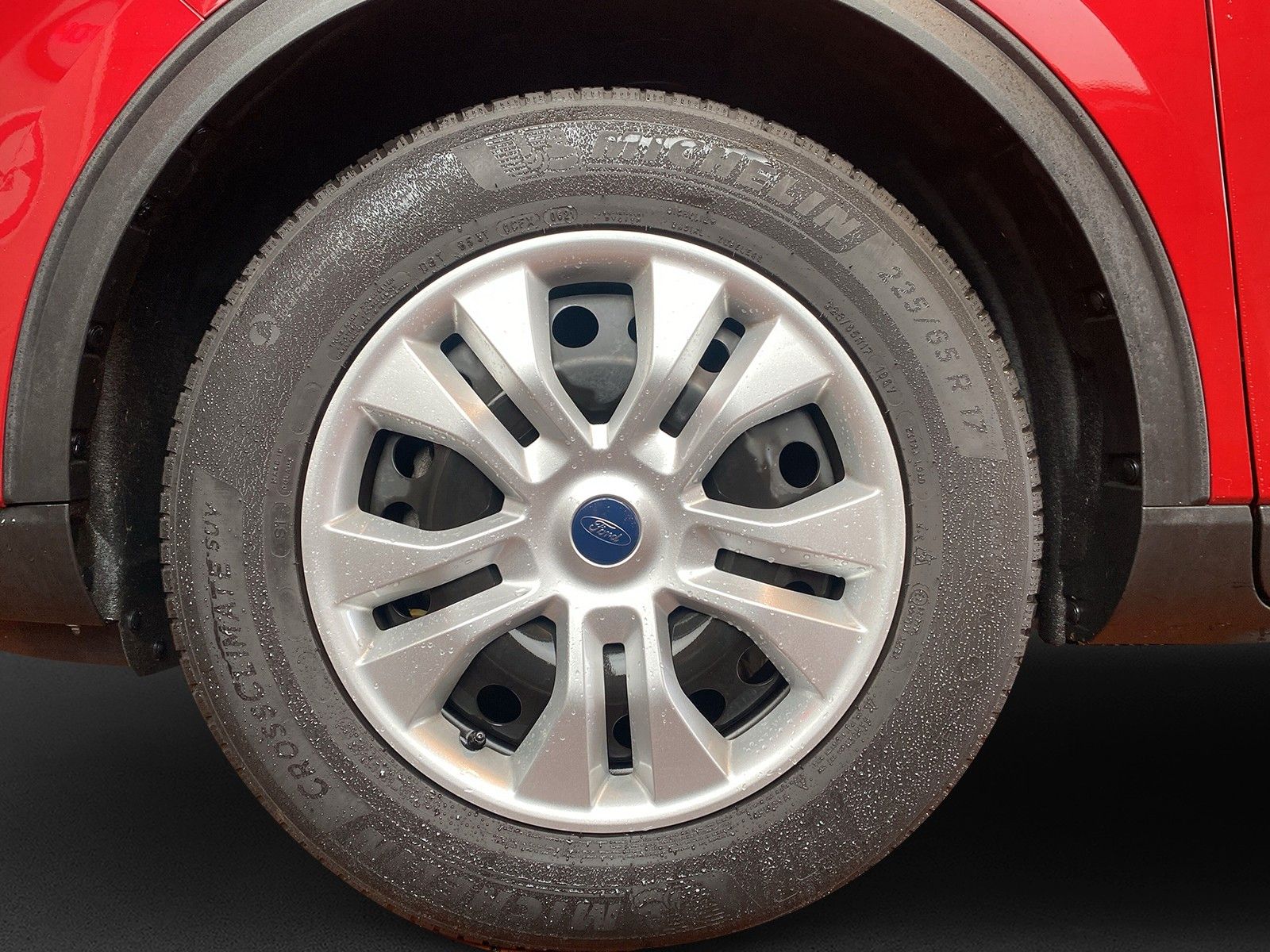 Fahrzeugabbildung Ford Kuga Cool & Connect