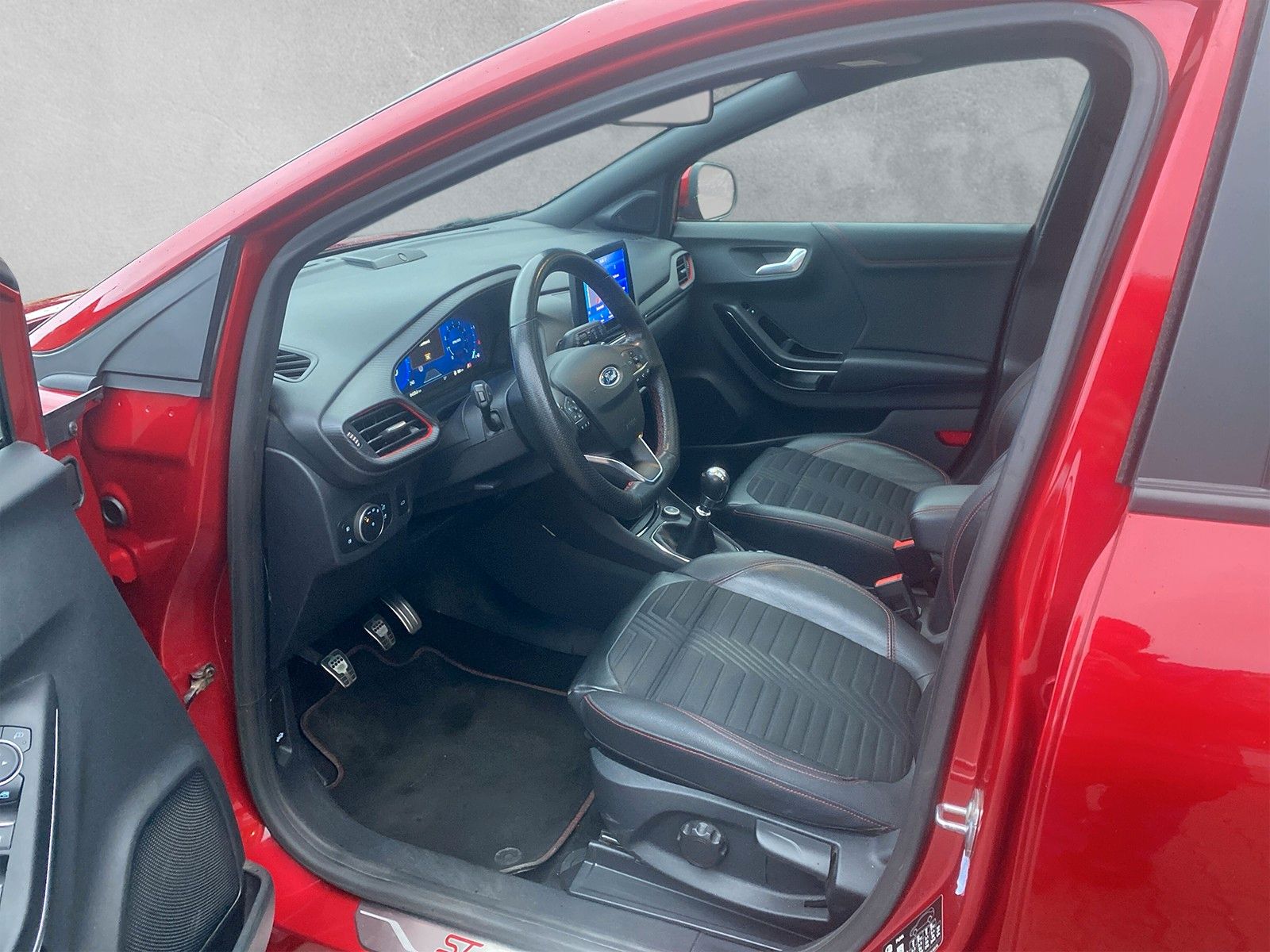 Fahrzeugabbildung Ford Puma Hybrid ST-Line X 24 Monate Garantie