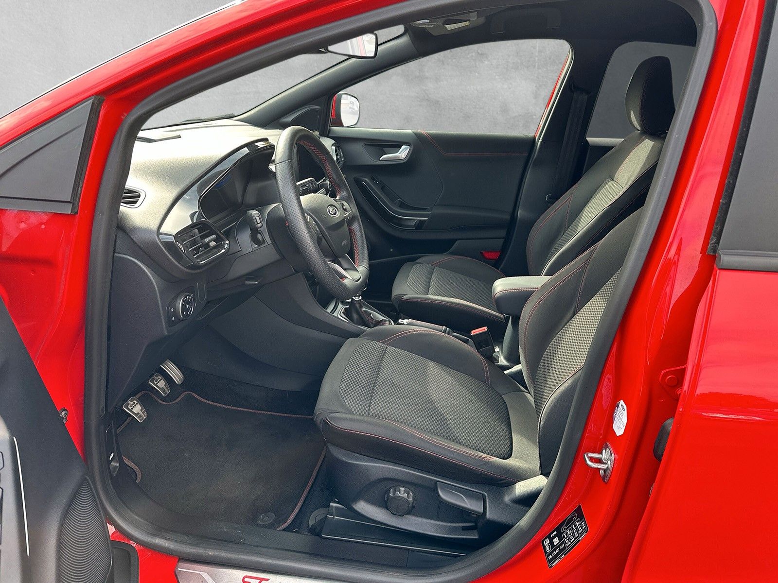 Fahrzeugabbildung Ford Puma ST-Line 24 Monate Garantie