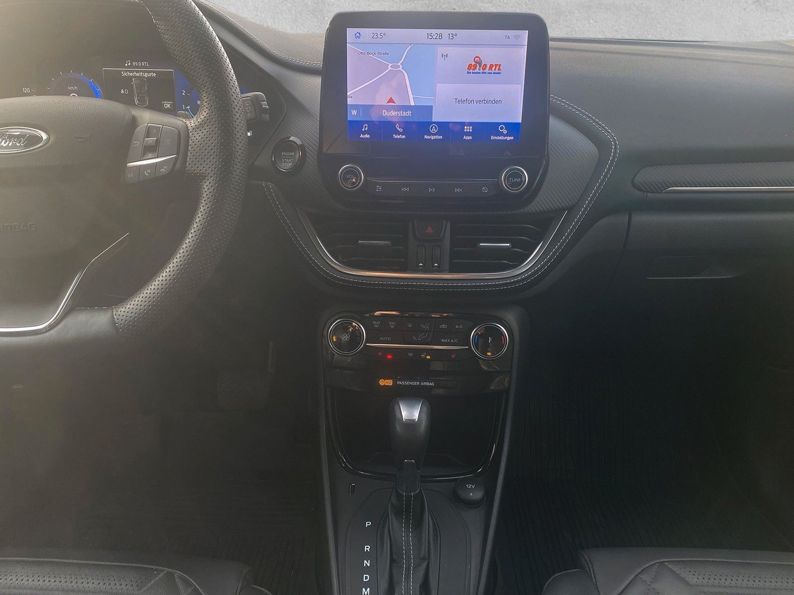Fahrzeugabbildung Ford Puma ST-Line Vignale Massage