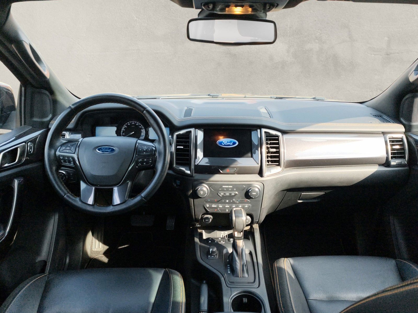 Fahrzeugabbildung Ford Ranger Wildtrak Doppelkabine 4x4