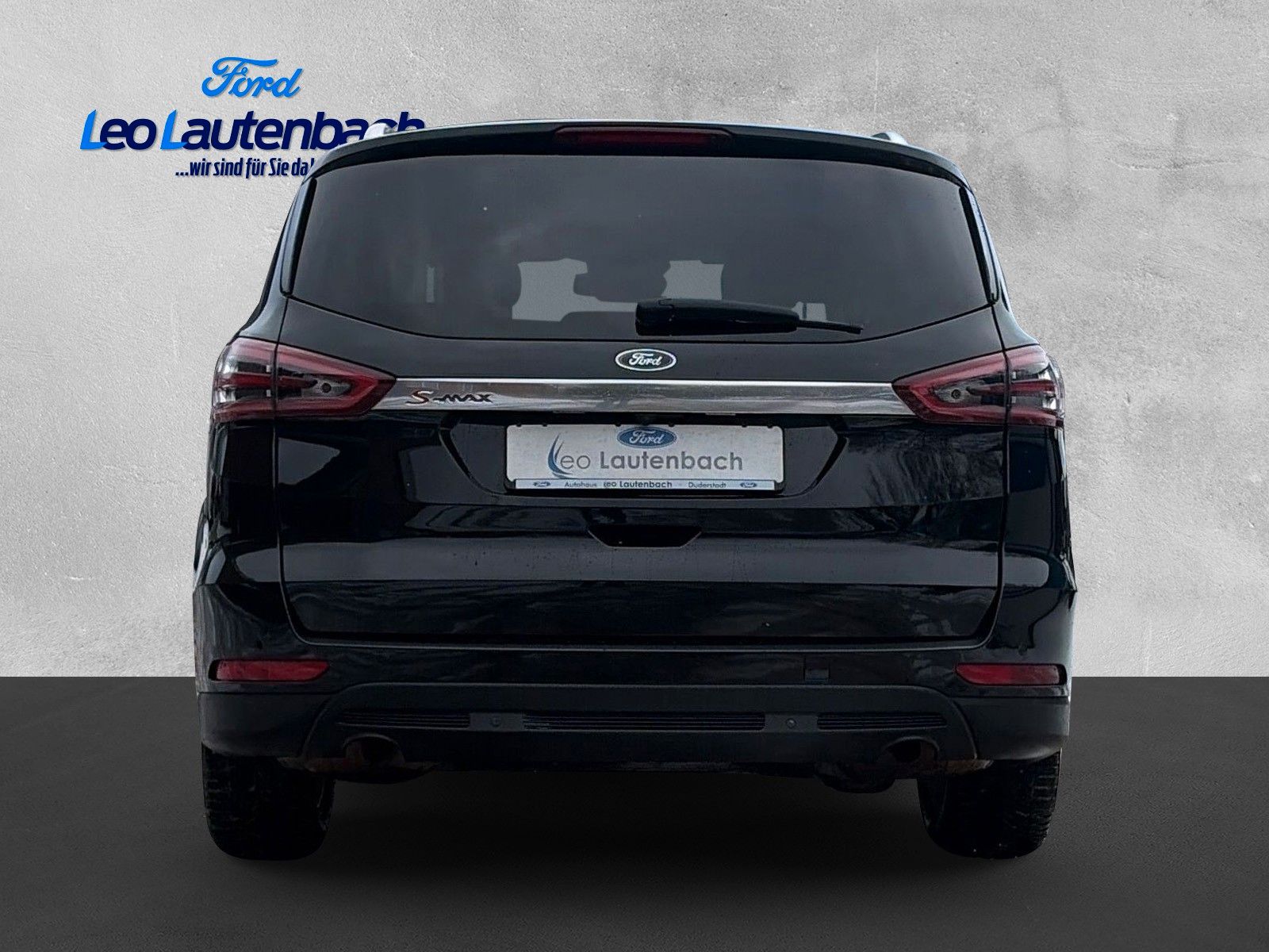 Fahrzeugabbildung Ford S-MAX Titanium Neuer Motor