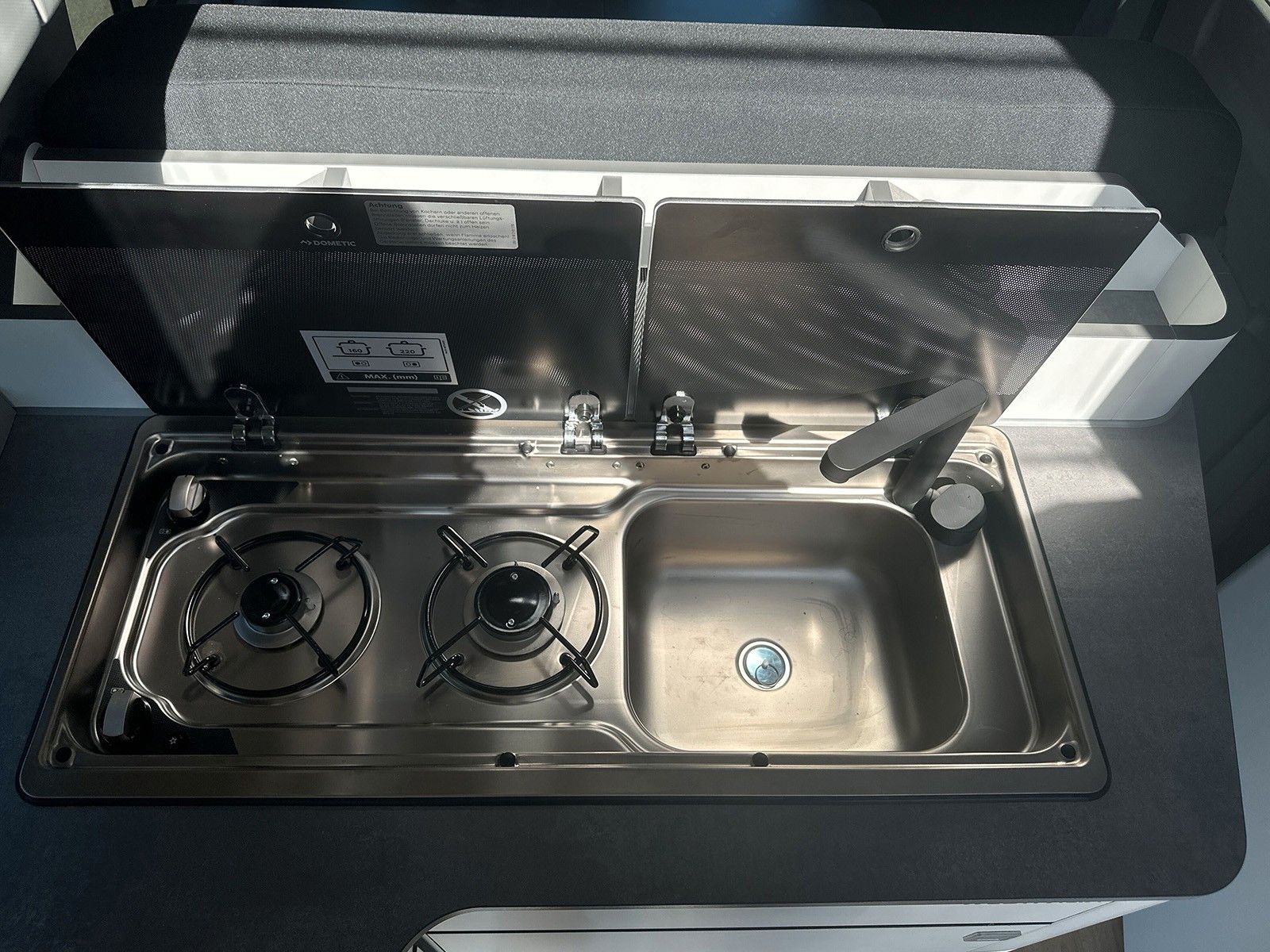 Fahrzeugabbildung Ford Nugget Titanium L1 mit PV Anlage/Techno 6