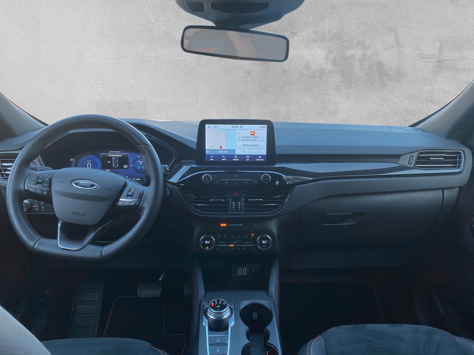 Fahrzeugabbildung Ford Kuga Plug-In Hybrid ST-Line X