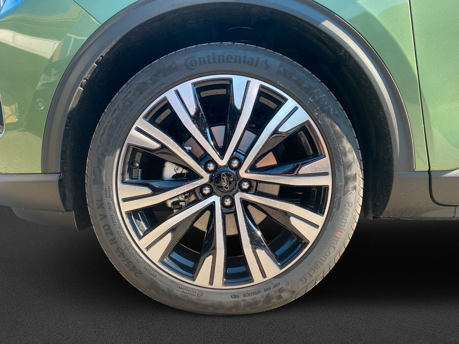 Fahrzeugabbildung Ford Kuga Hybrid Active X 4X4