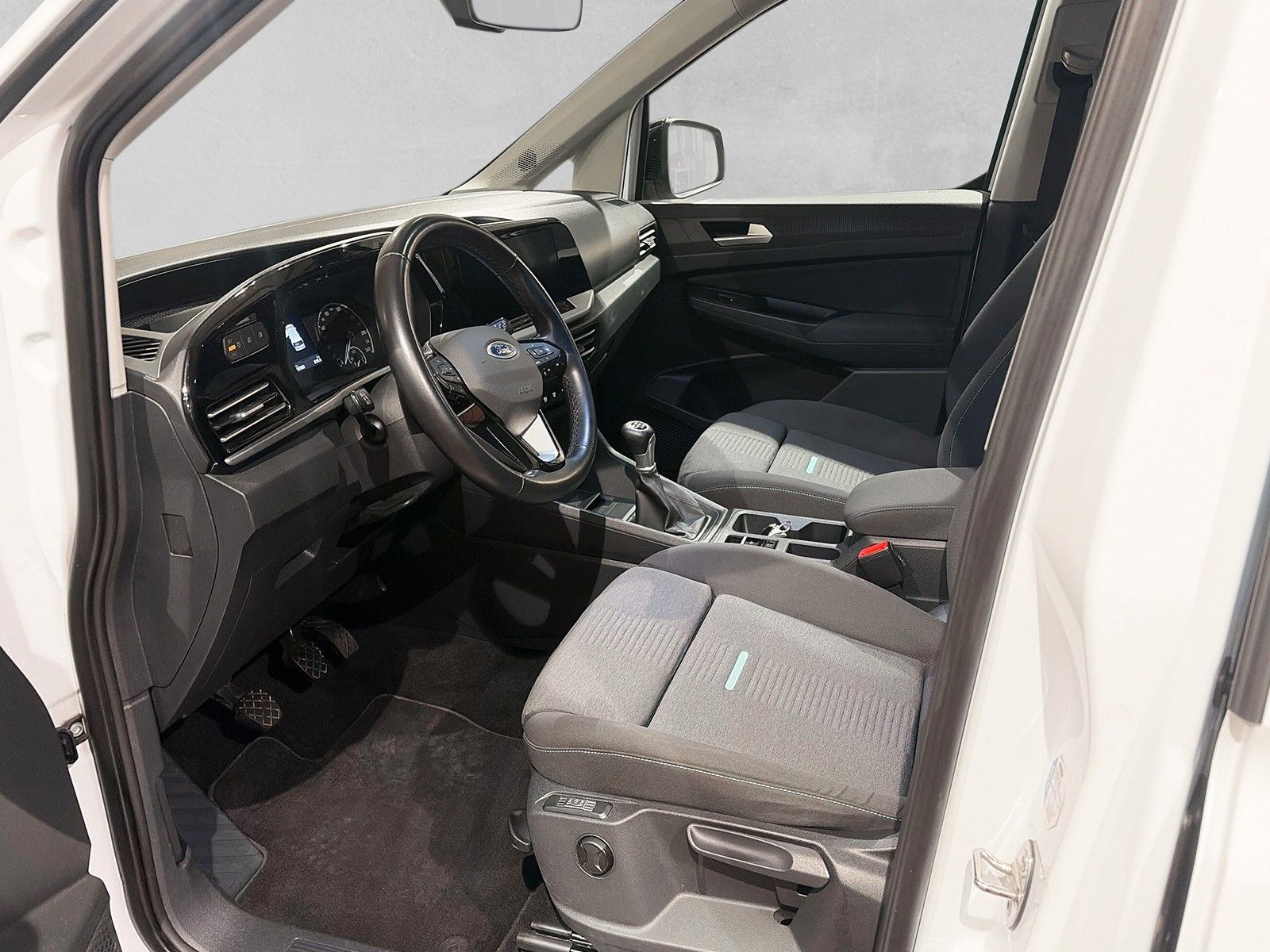 Fahrzeugabbildung Ford Grand Tourneo Connect Active