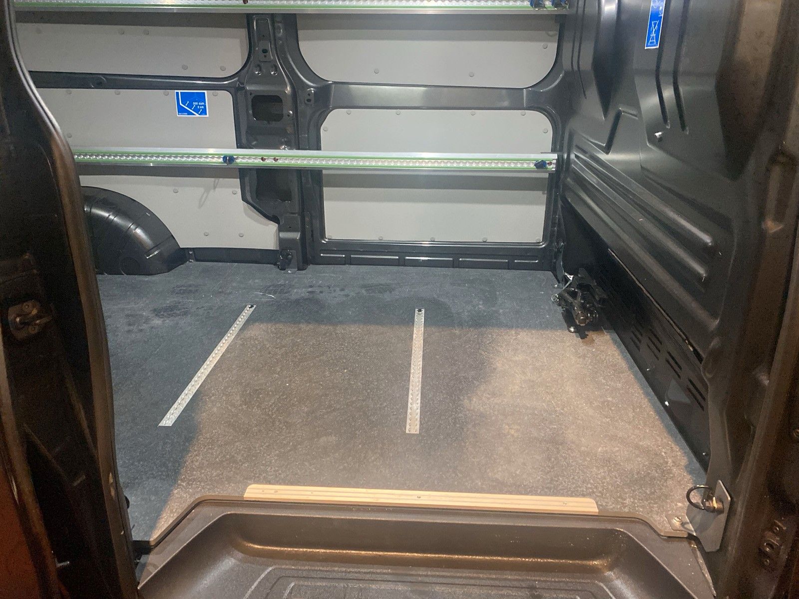 Fahrzeugabbildung Ford Custom Kasten L2 Limited