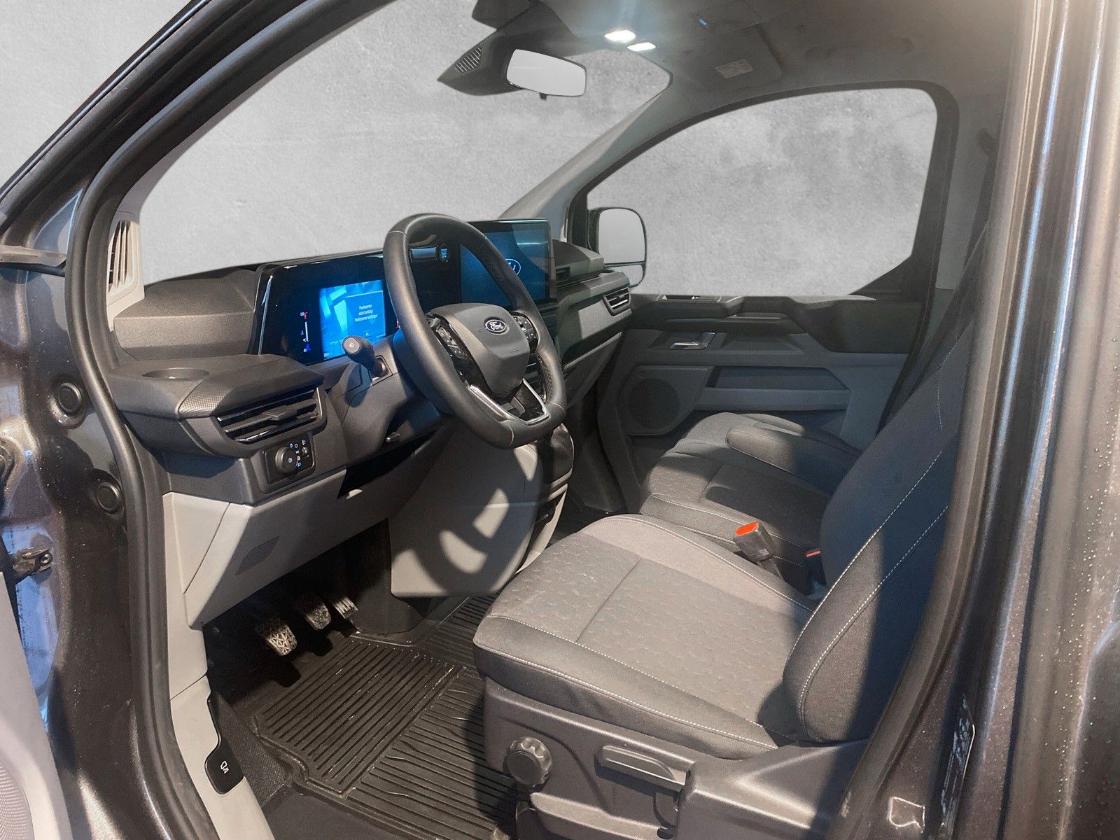 Fahrzeugabbildung Ford Custom Kasten L2 Limited