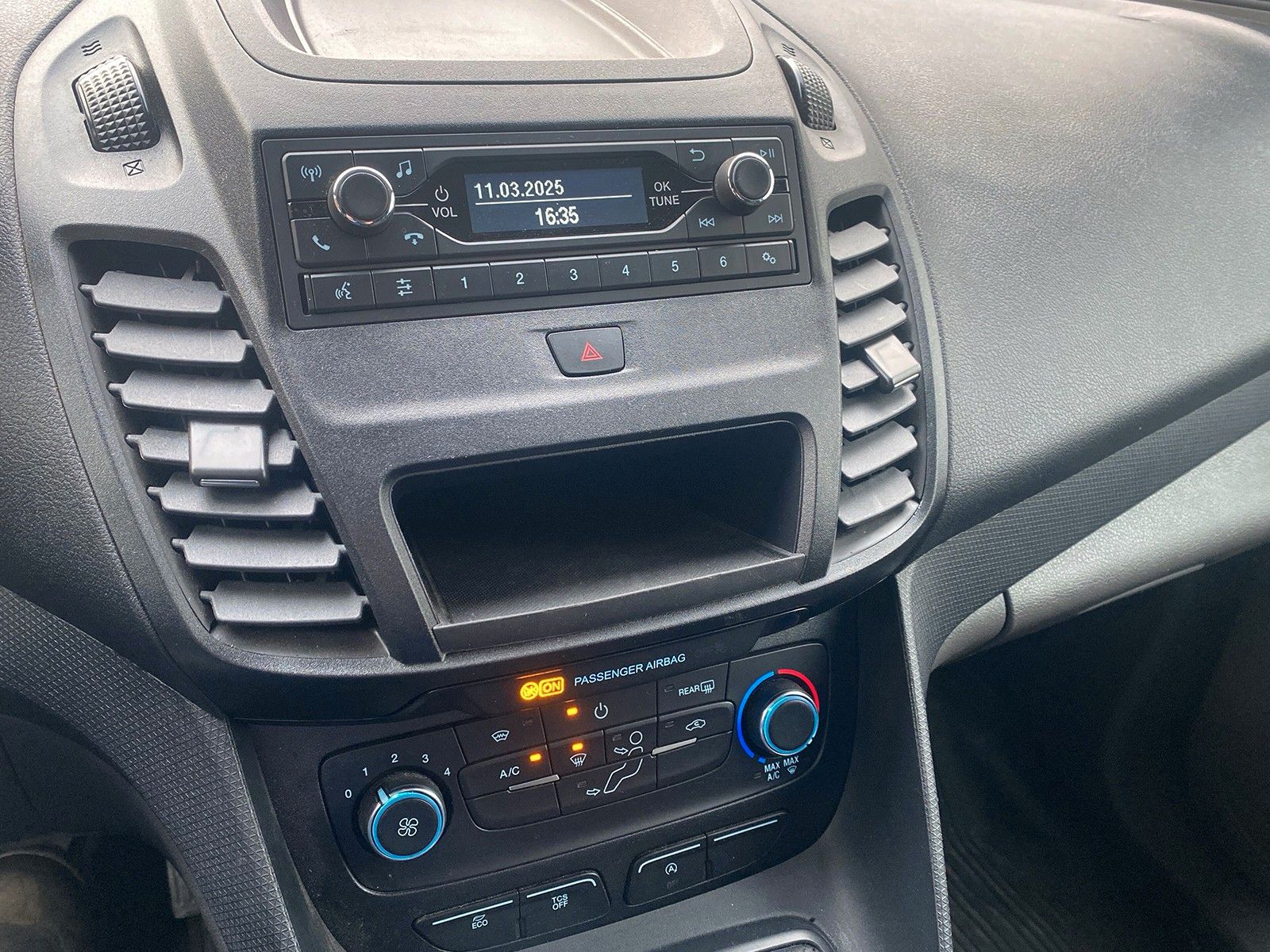 Fahrzeugabbildung Ford Connect Kasten Trend L1