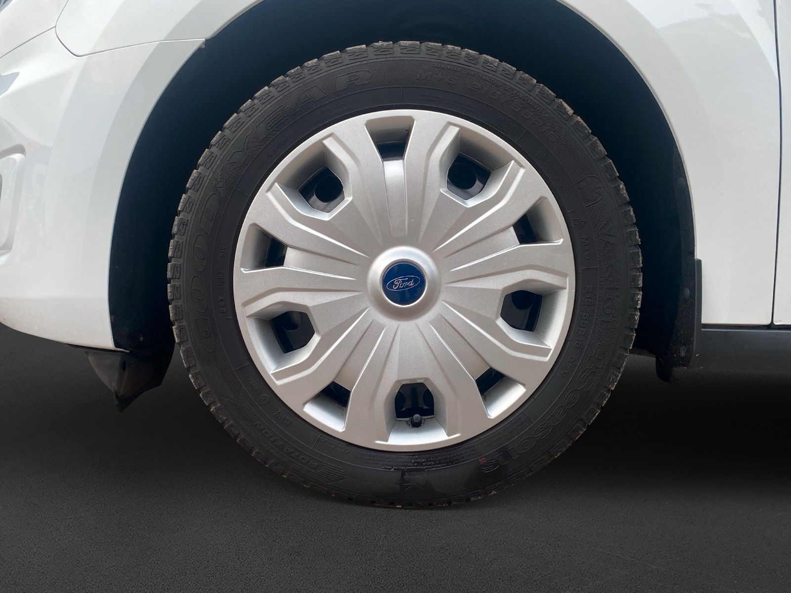 Fahrzeugabbildung Ford Connect Kasten Trend L1