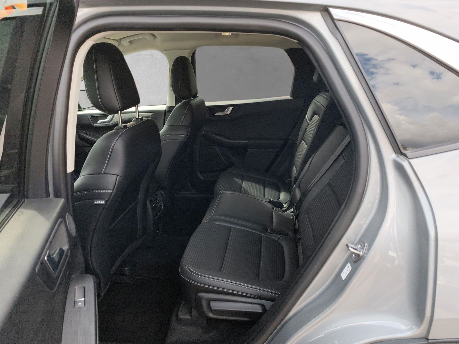 Fahrzeugabbildung Ford Kuga Titanium X Allrad
