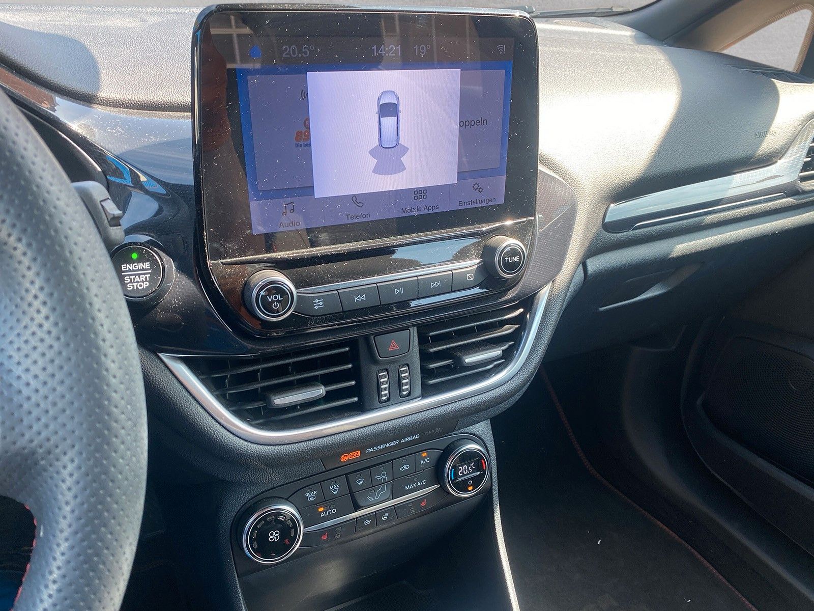 Fahrzeugabbildung Ford Fiesta ST-Line 5-türig