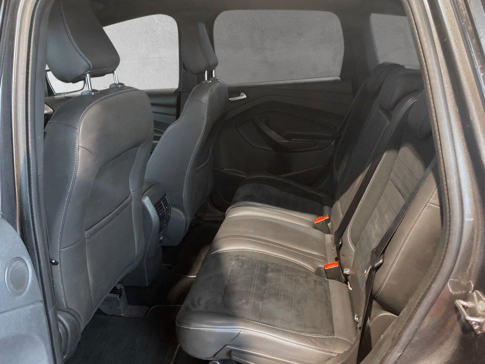 Fahrzeugabbildung Ford Kuga ST-Line